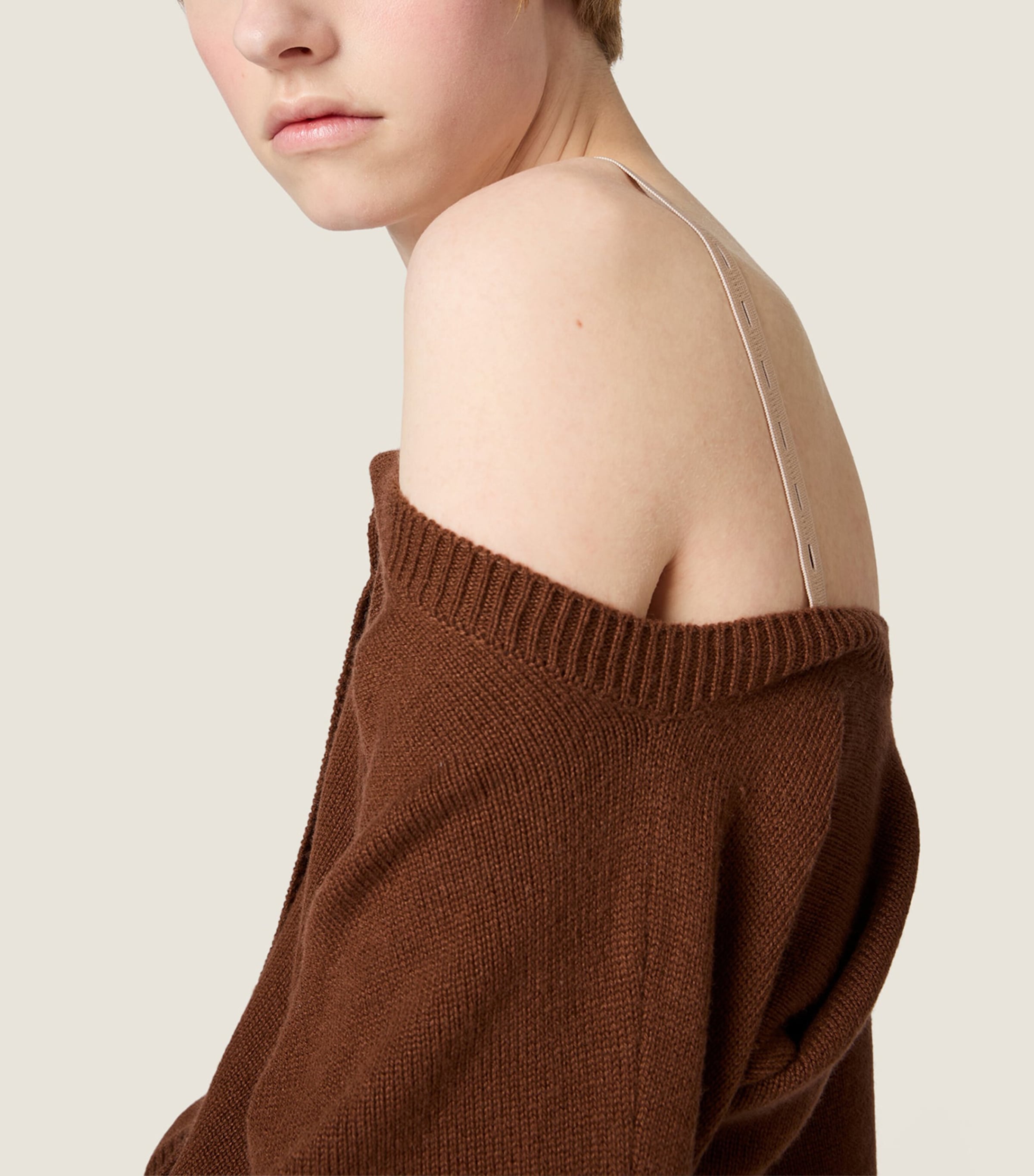 Miu Miu Womens Cashmere Cropped Cardigan Image 5