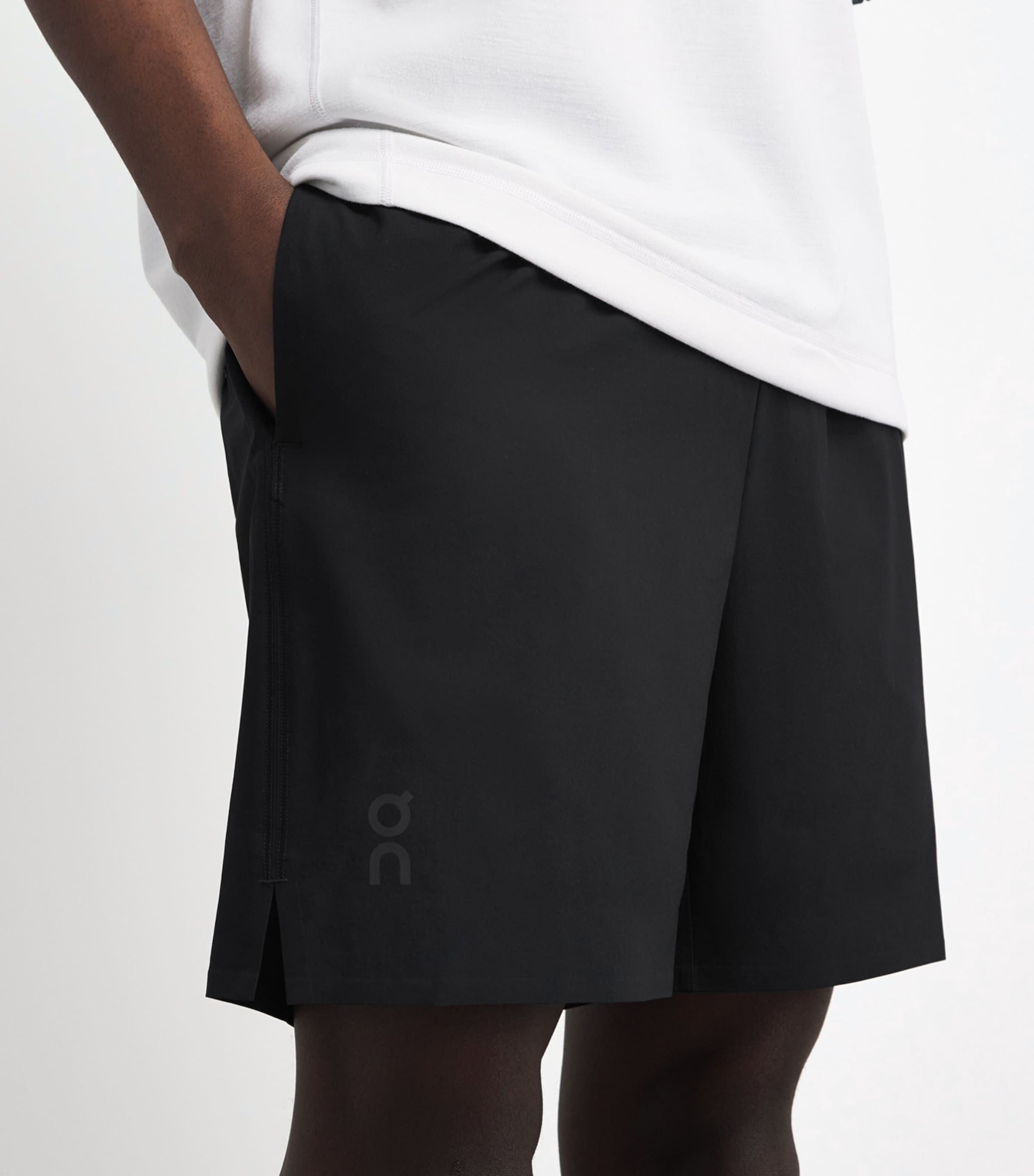 On Mens Focus Shorts Black Image 3