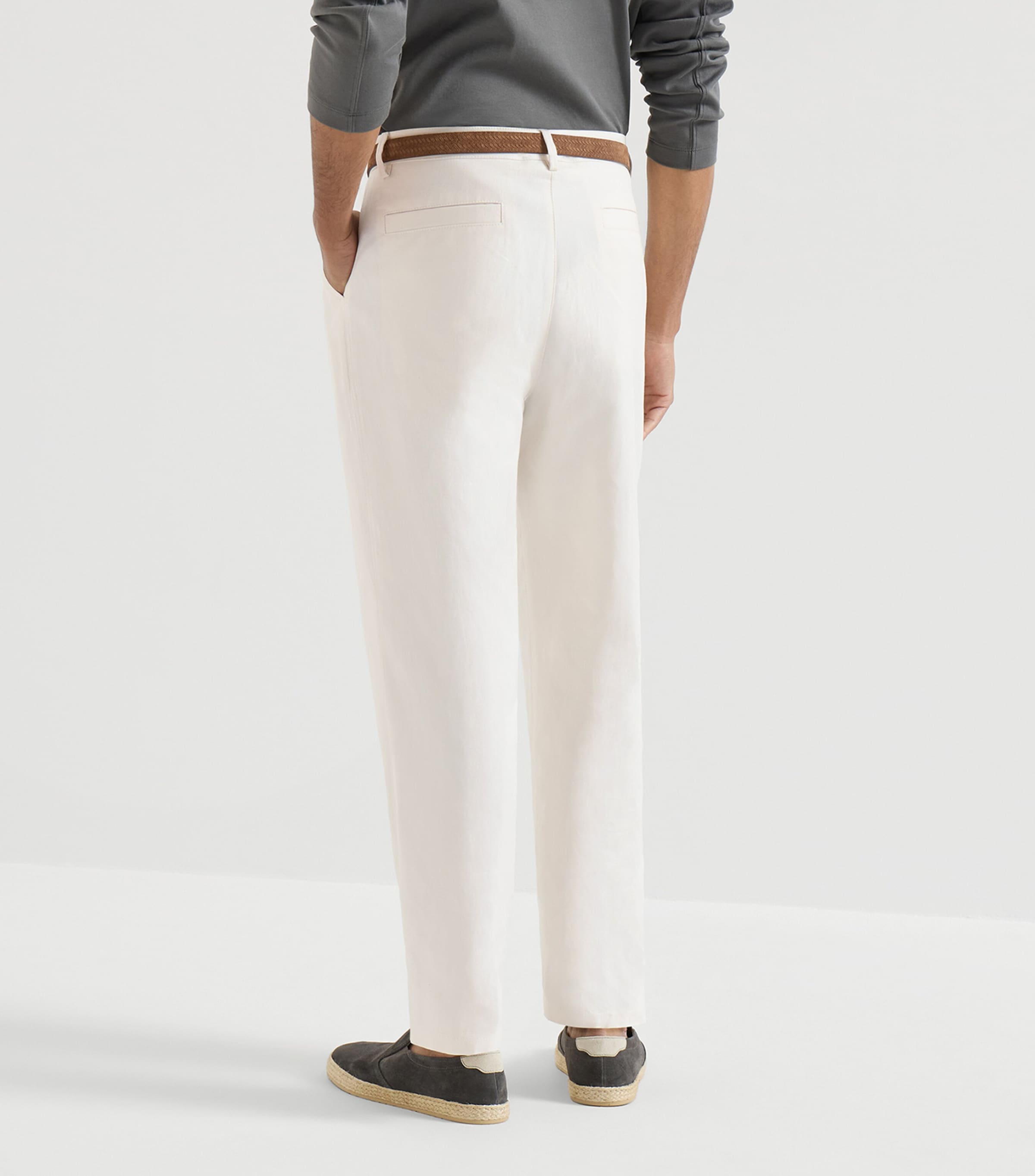 Brunello Cucinelli Mens Cotton-Linen Pleated Trousers Image 5