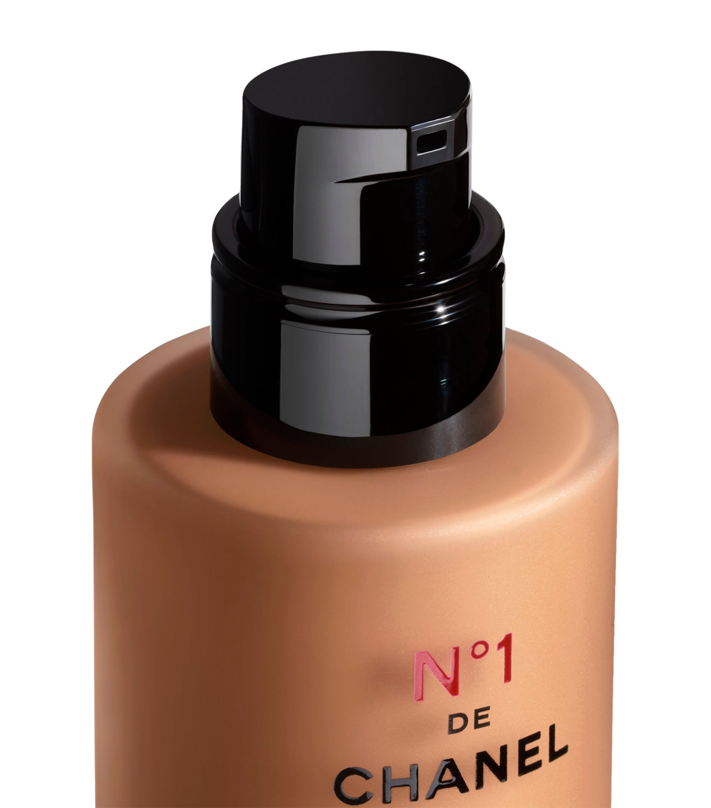 CHANEL N°1 DE CHANEL Revitalizing Foundation | Make-up | Face | Foundations | Designers | CHANEL | Beauty CHANEL N°1 DE CHANEL Revitalizing Foundation | Make-up | Face | Foundations | Designers | CHANEL | Beauty