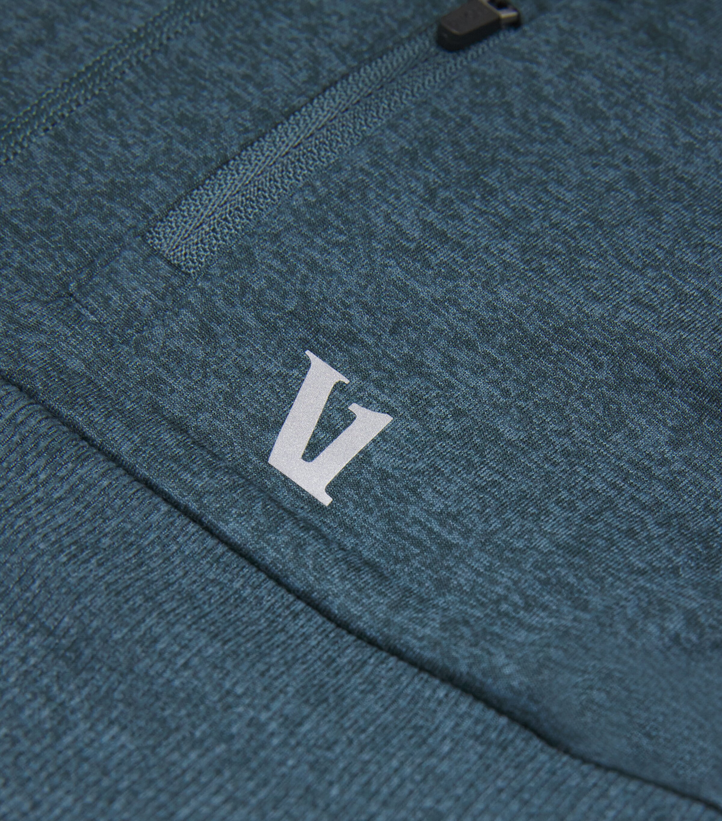 VUORI Mens DreamKnit Ponto Performance Sweatshirt Deep Sea Heather Image 5