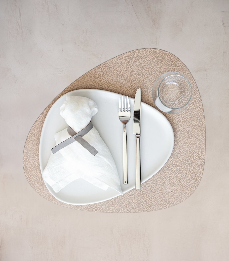 Set of 4 Hippo Placemats (37cm x 44cm) SAND Image 2