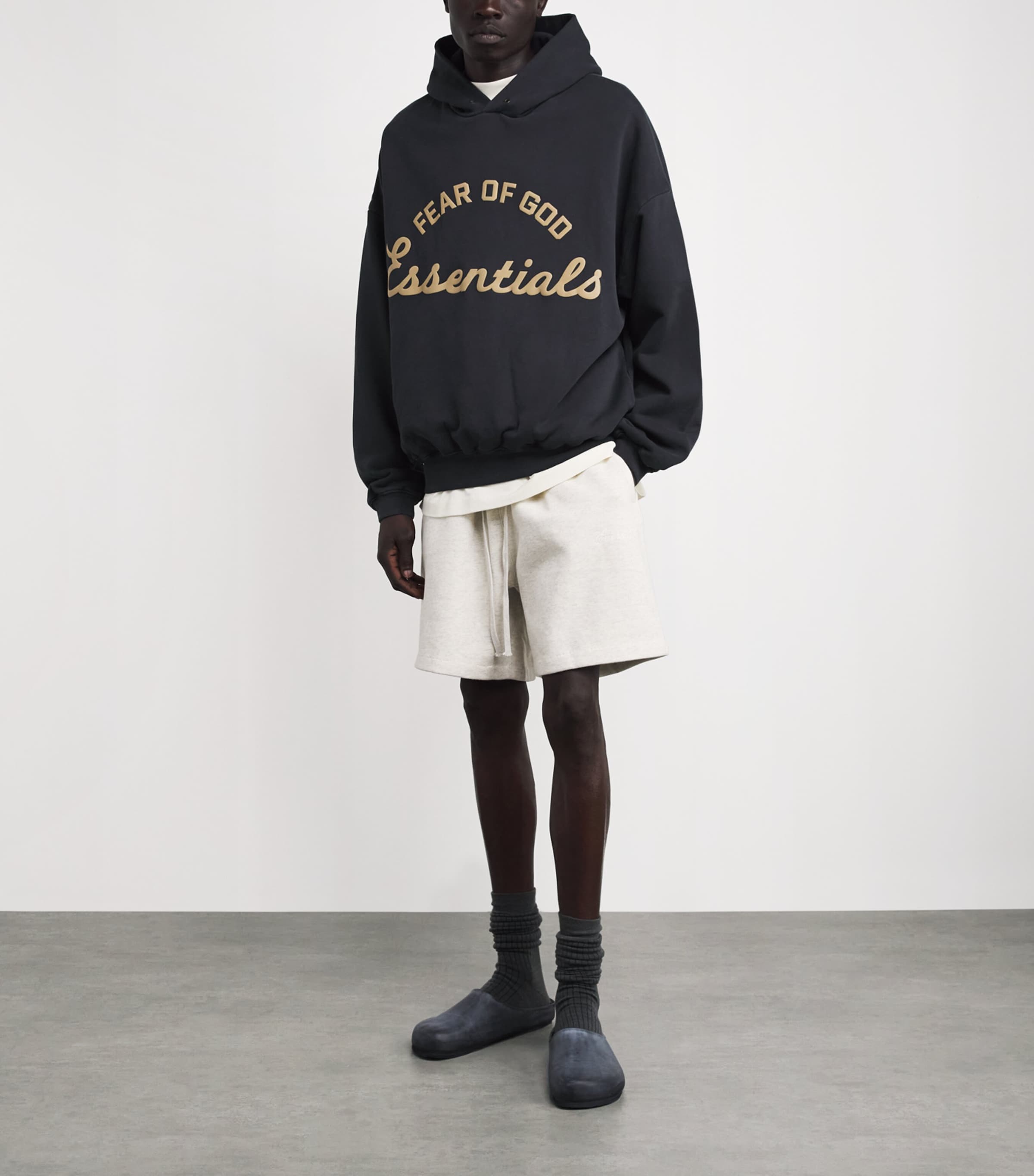 FEAR OF GOD ESSENTIALS Mens Cotton Fleece Training 90s Hoodie Faded Black Image 2