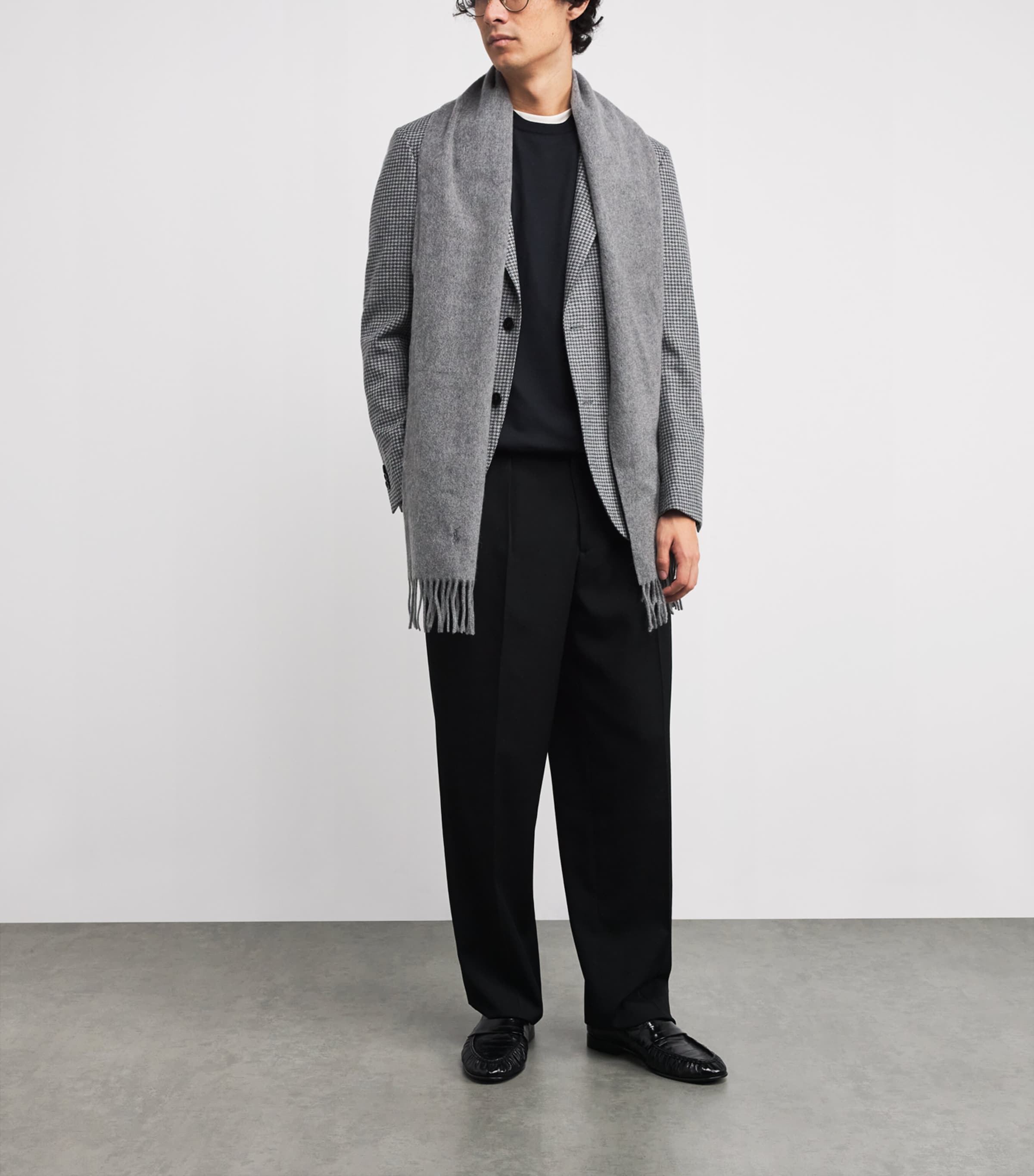 Virgin Wool Crew-Neck Sweater 850-NAVY Image 2