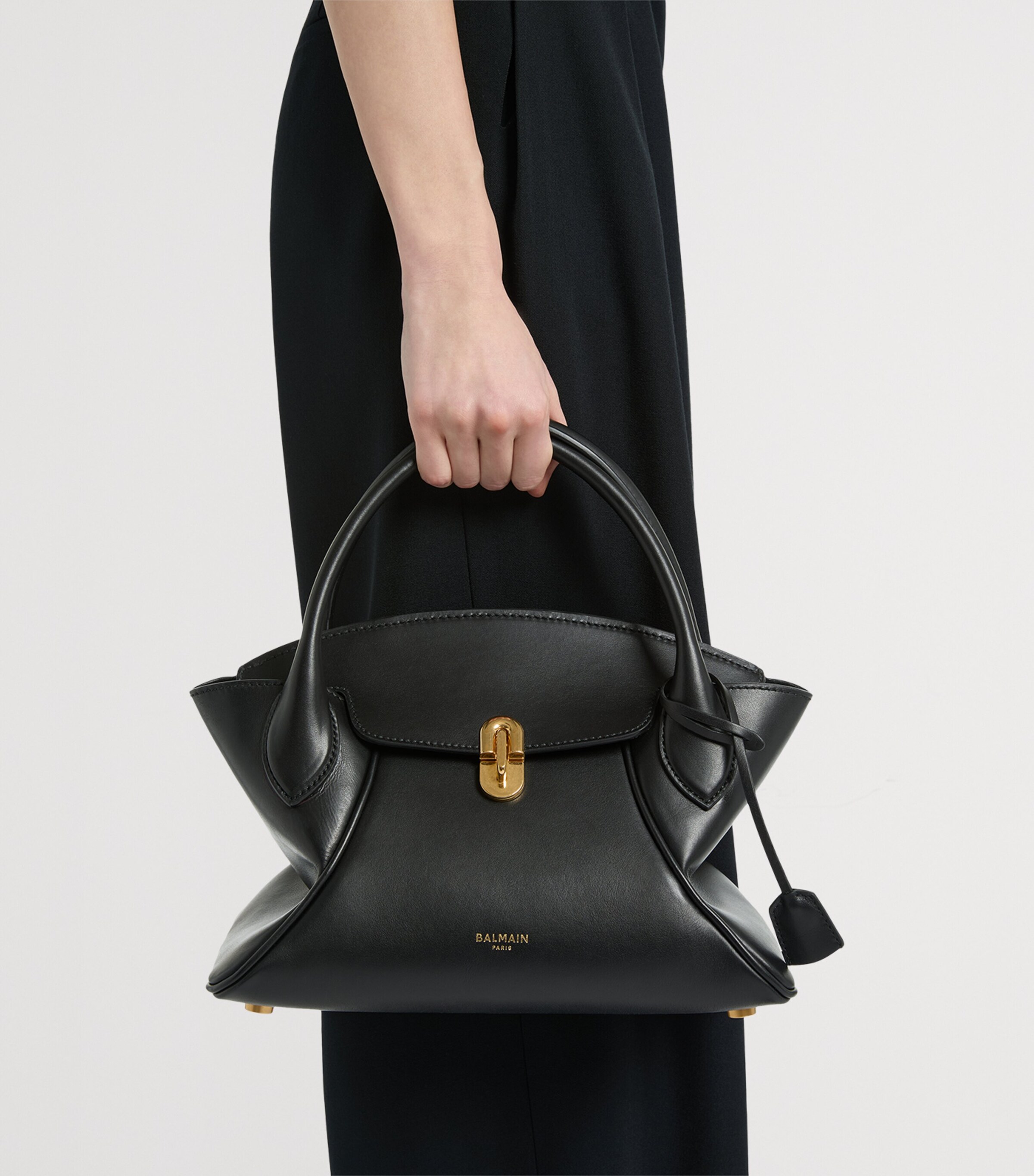 Balmain Womens Small Leather Pulse Day Top-Handle Bag Noir Image 7