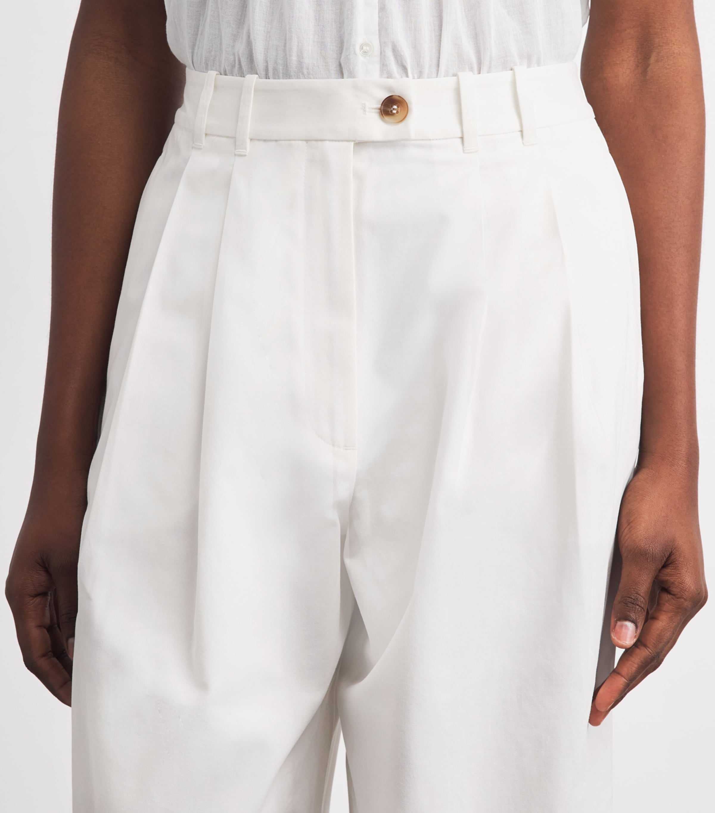 DÔEN Womens Cotton Twill Lisa Trousers Salt Image 3