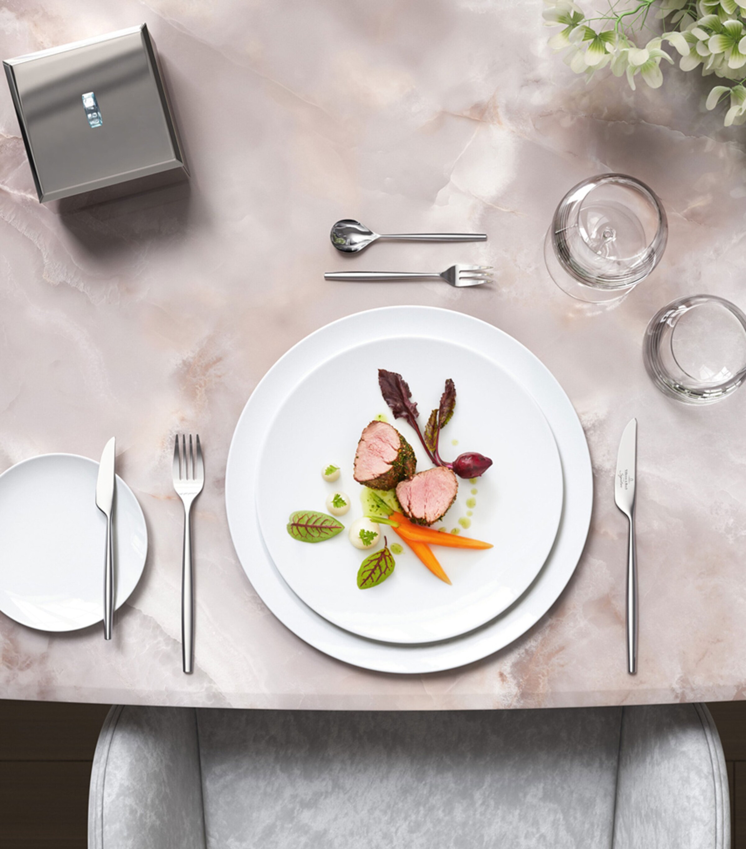 Villeroy & Boch Metrochic Blanc Cake Plate (33cm) White Image 3