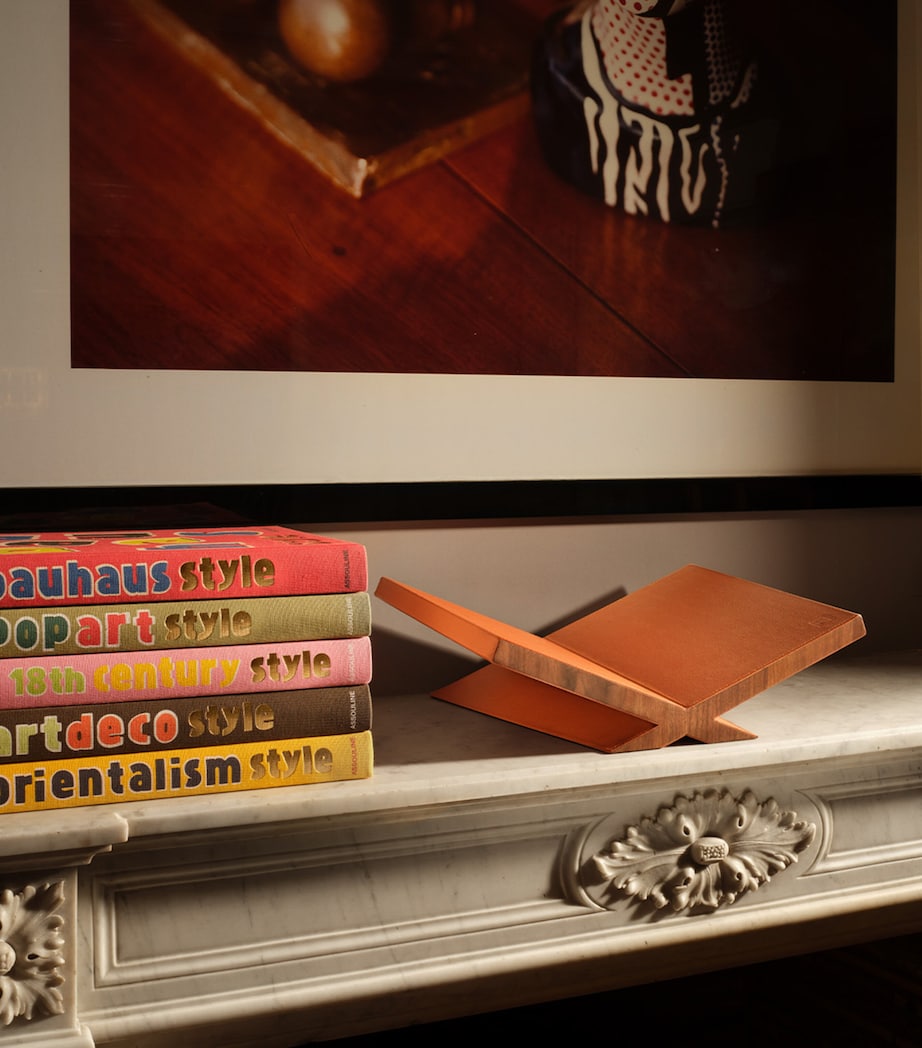 Walnut-Leather Culture Bookstand CAMEL Image 3