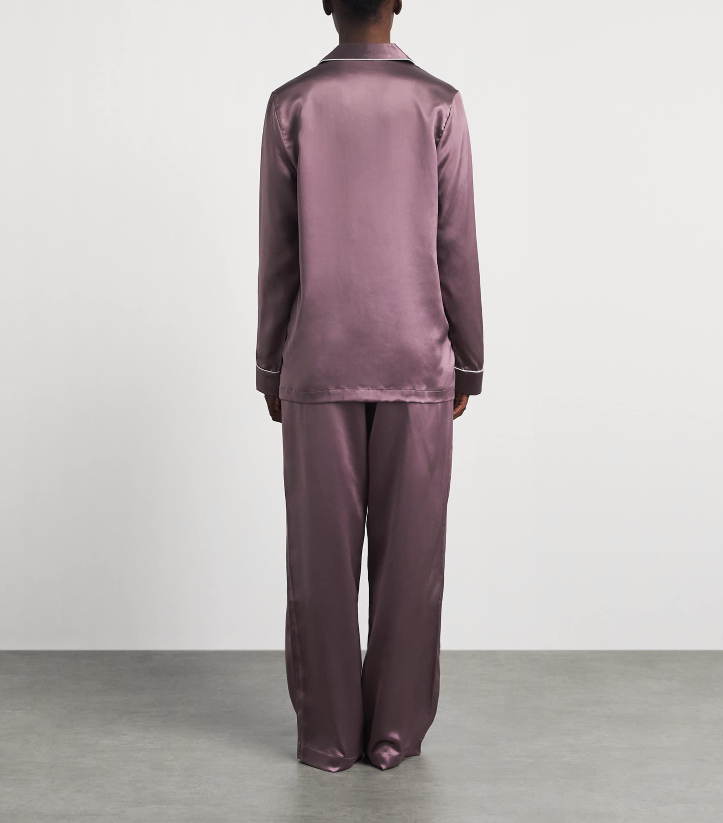 Derek Rose Womens Silk Bailey Long Pyjama Set Purple Image 4