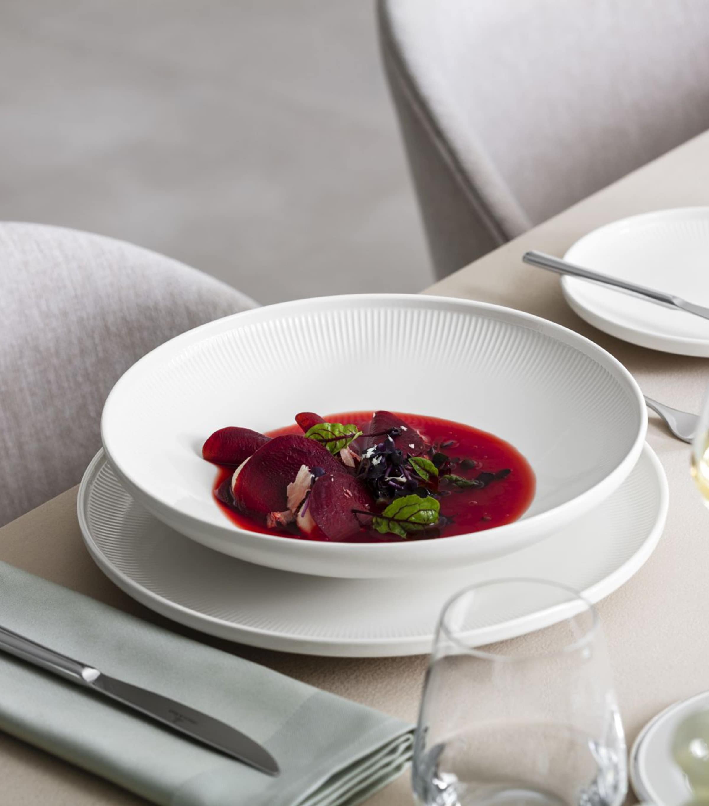 Porcelain Afina Bowl (25cm) WHITE Image 3