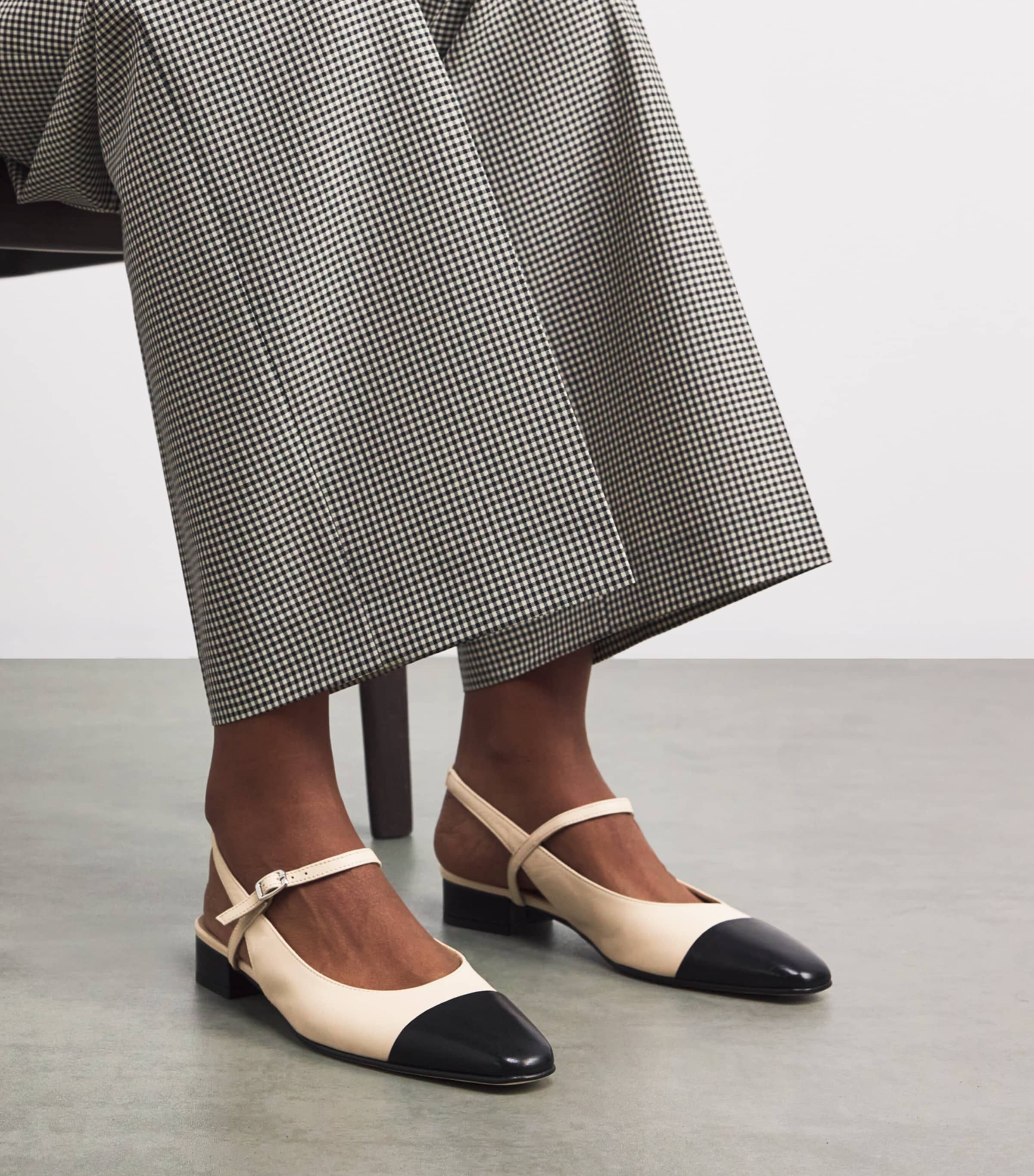 サンダル・ミュール CAREL Oceano Flat Shoes - Carel - Leather - Beige Carel Oceano Leather Slingback Flats Beige Carel Paris
