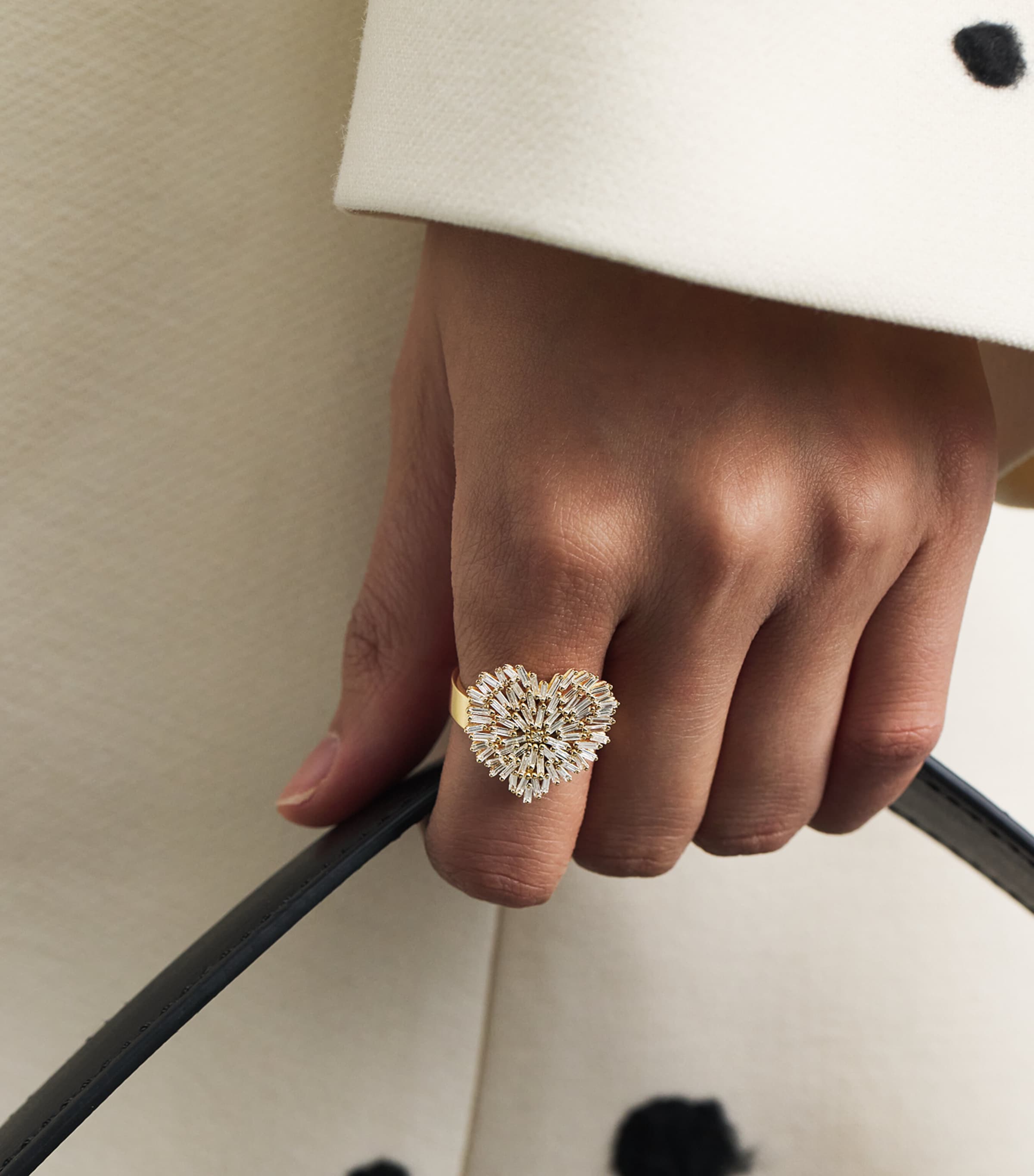 Suzanne Kalan Yellow Gold and Diamond Classic Medium Heart Ring Yg/wd Image 4
