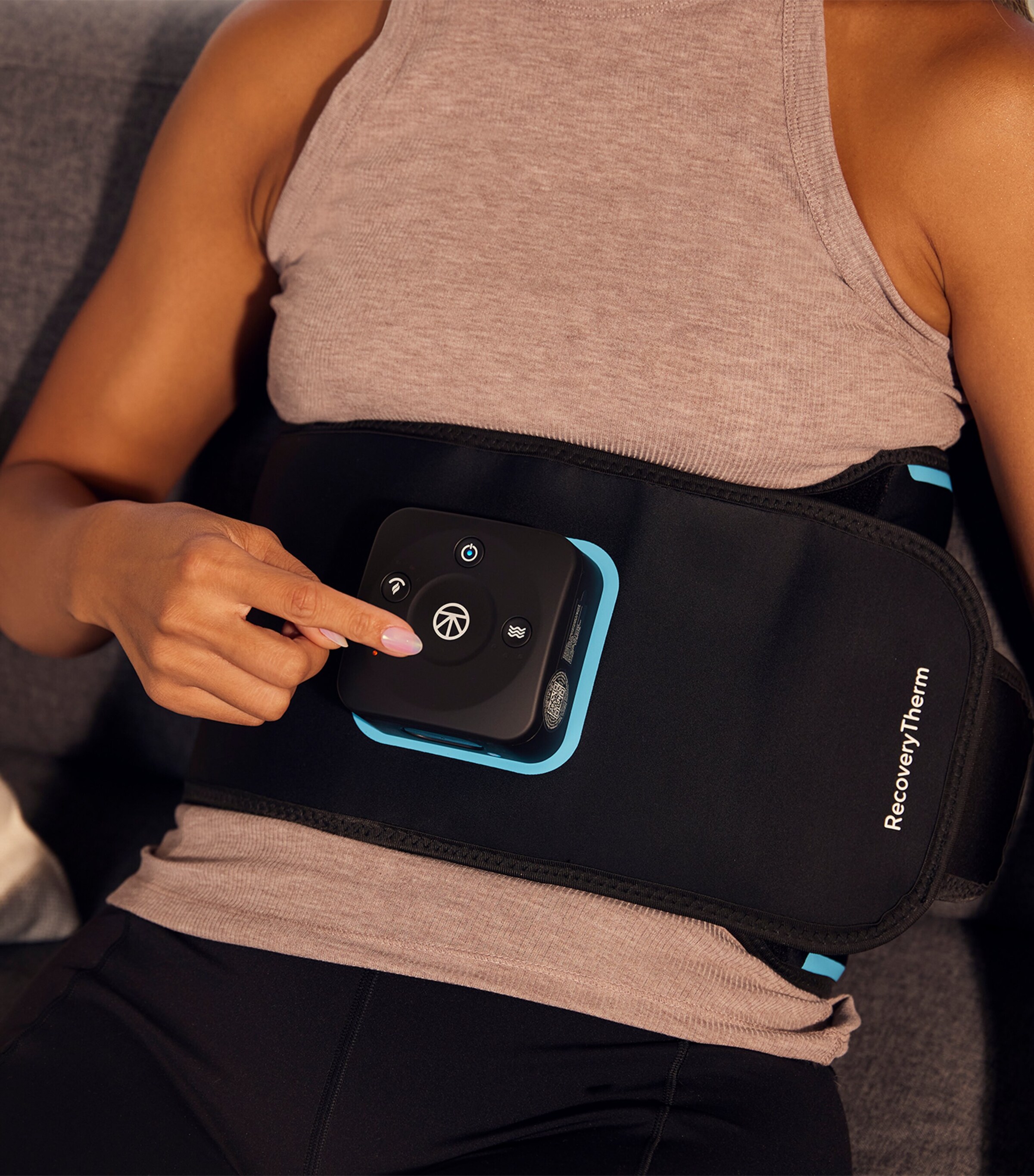 THERABODY Black RecoveryTherm Back & Core | Harrods UK