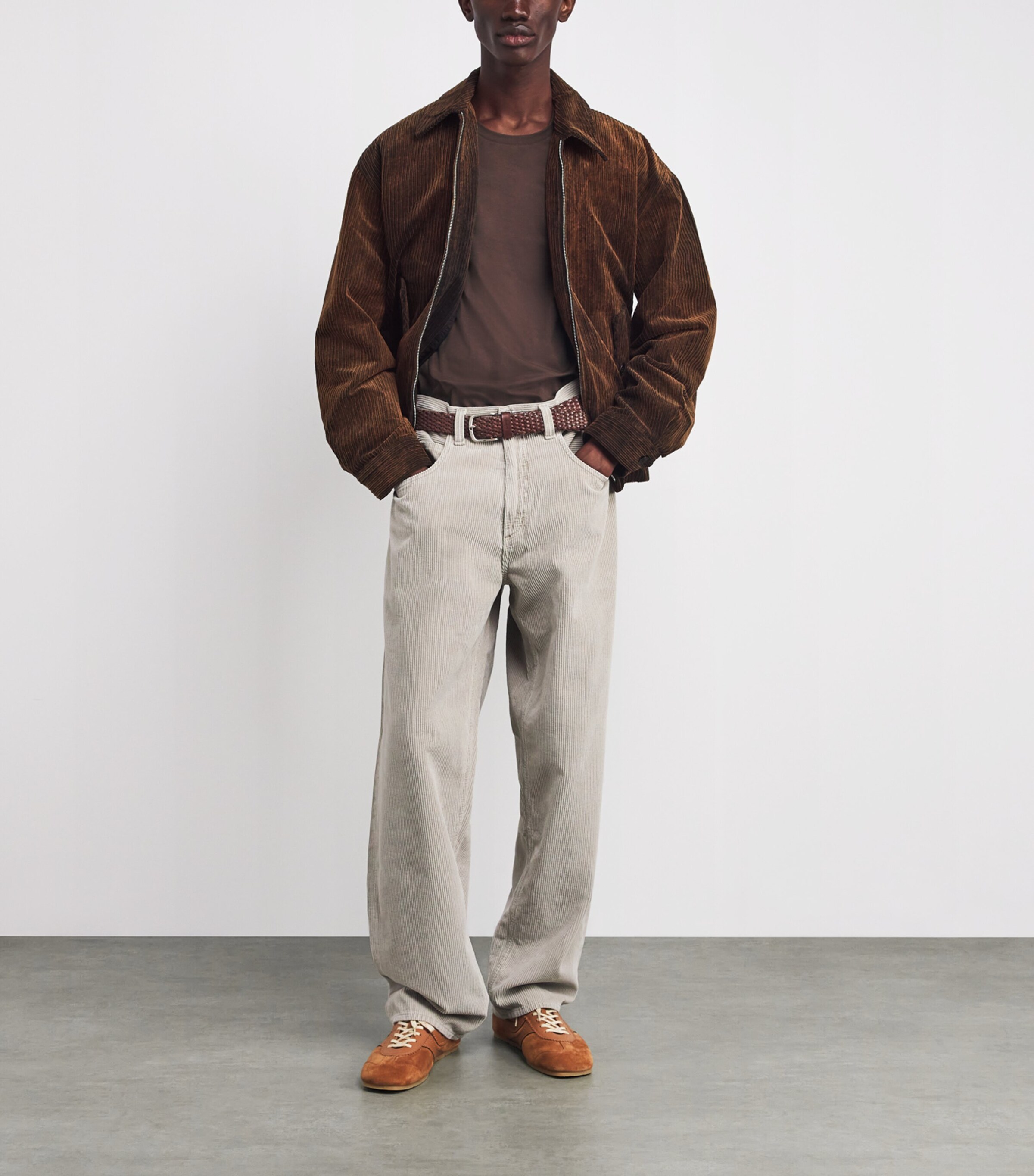 Luxe Performance T-Shirt 1VC - COFFEE BEAN Image 2