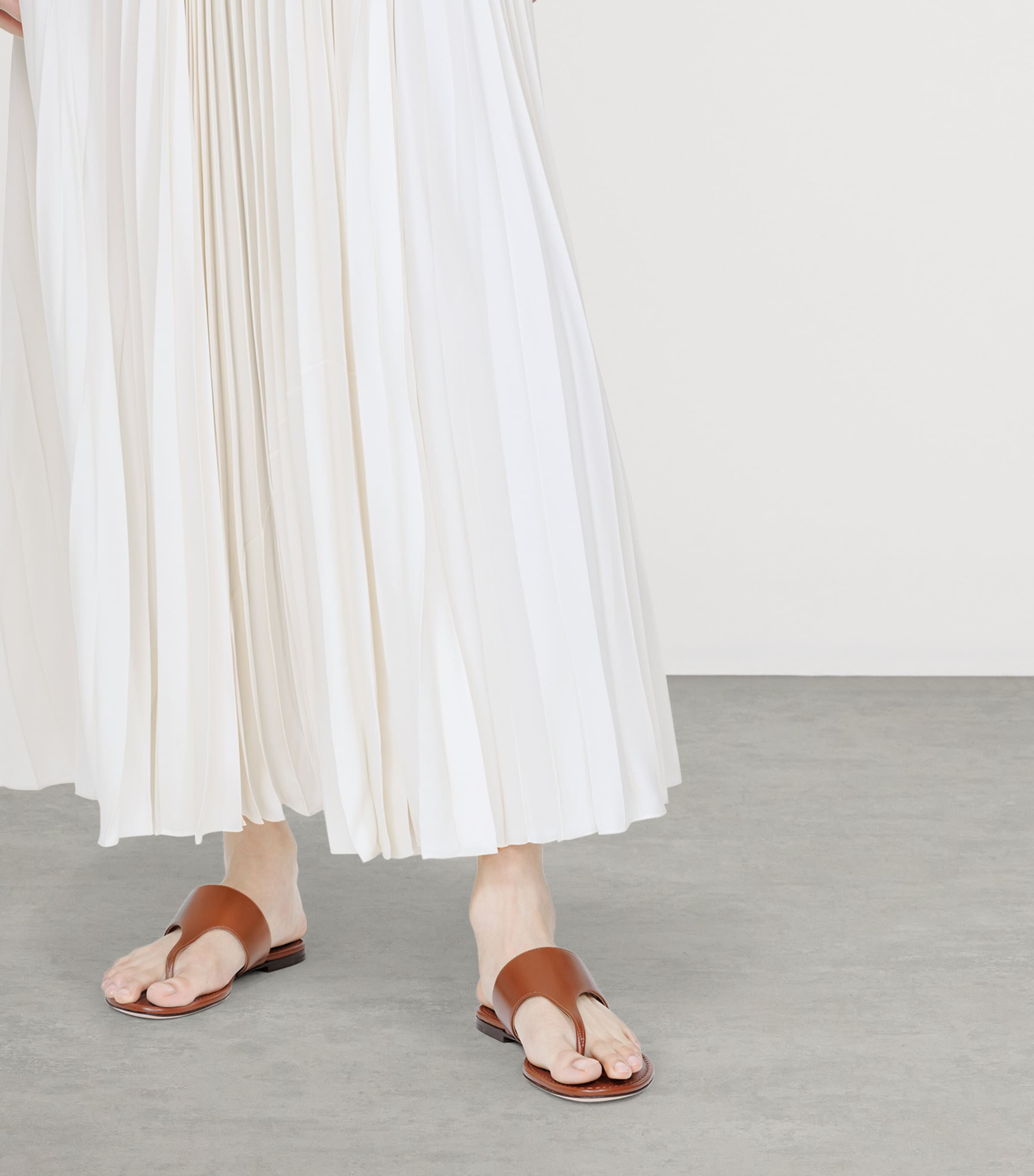 TOM FORD Calf Leather Julianne Sandals Eao Image 2