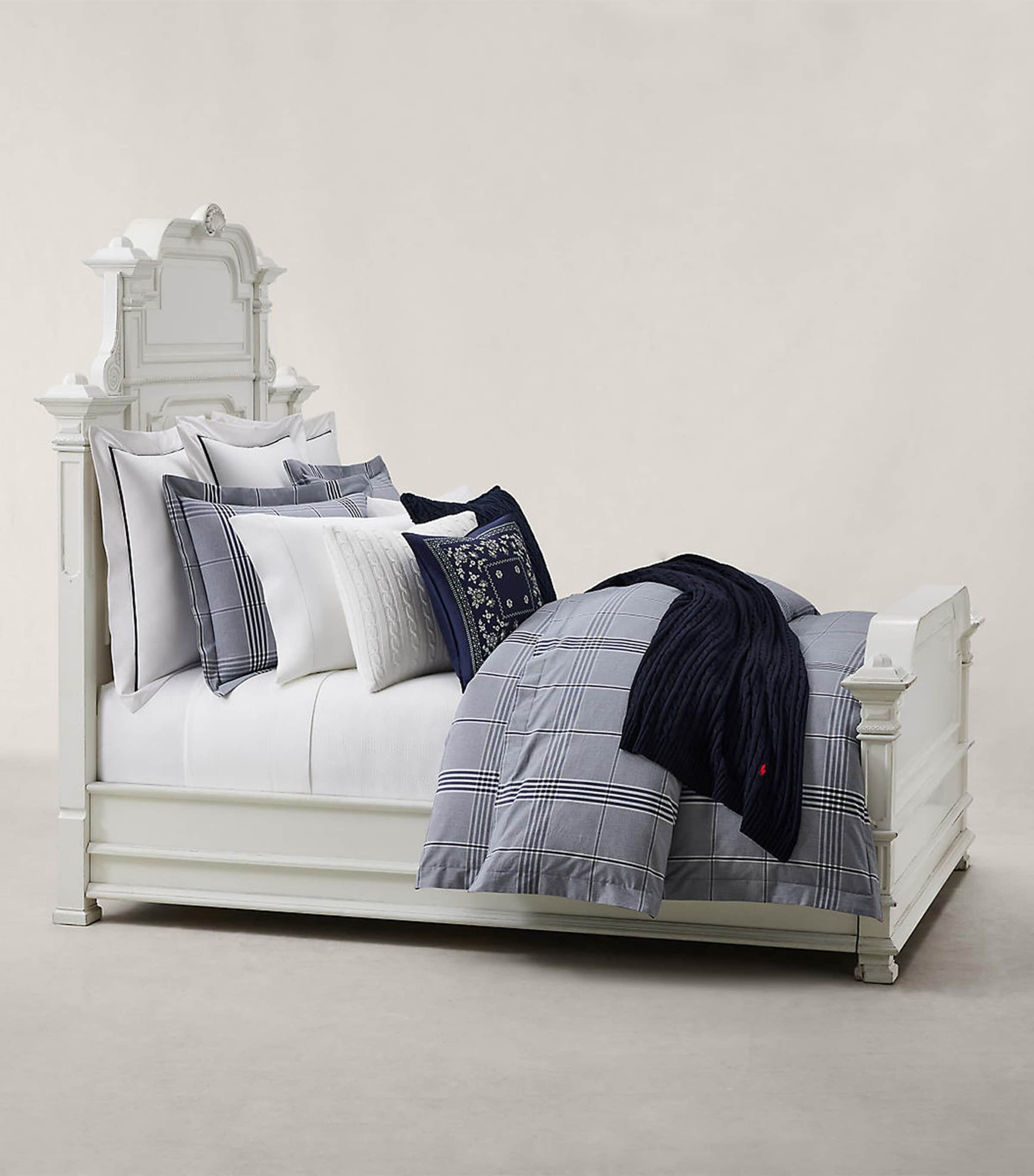 Ralph Lauren Home Cotton August Super King Duvet Cover (220cm x 260cm) Navy Image 2