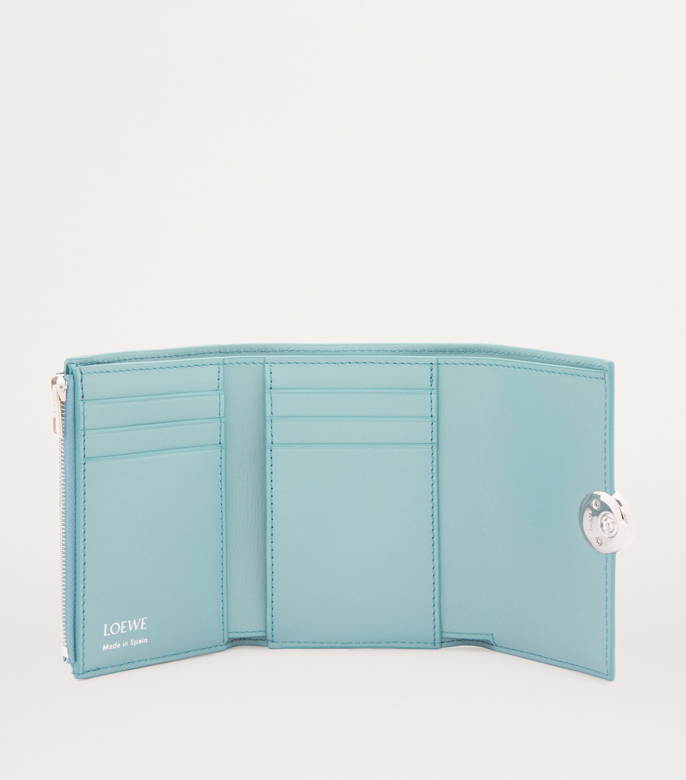 Leather Vertical Pebble Wallet WATER Image 3