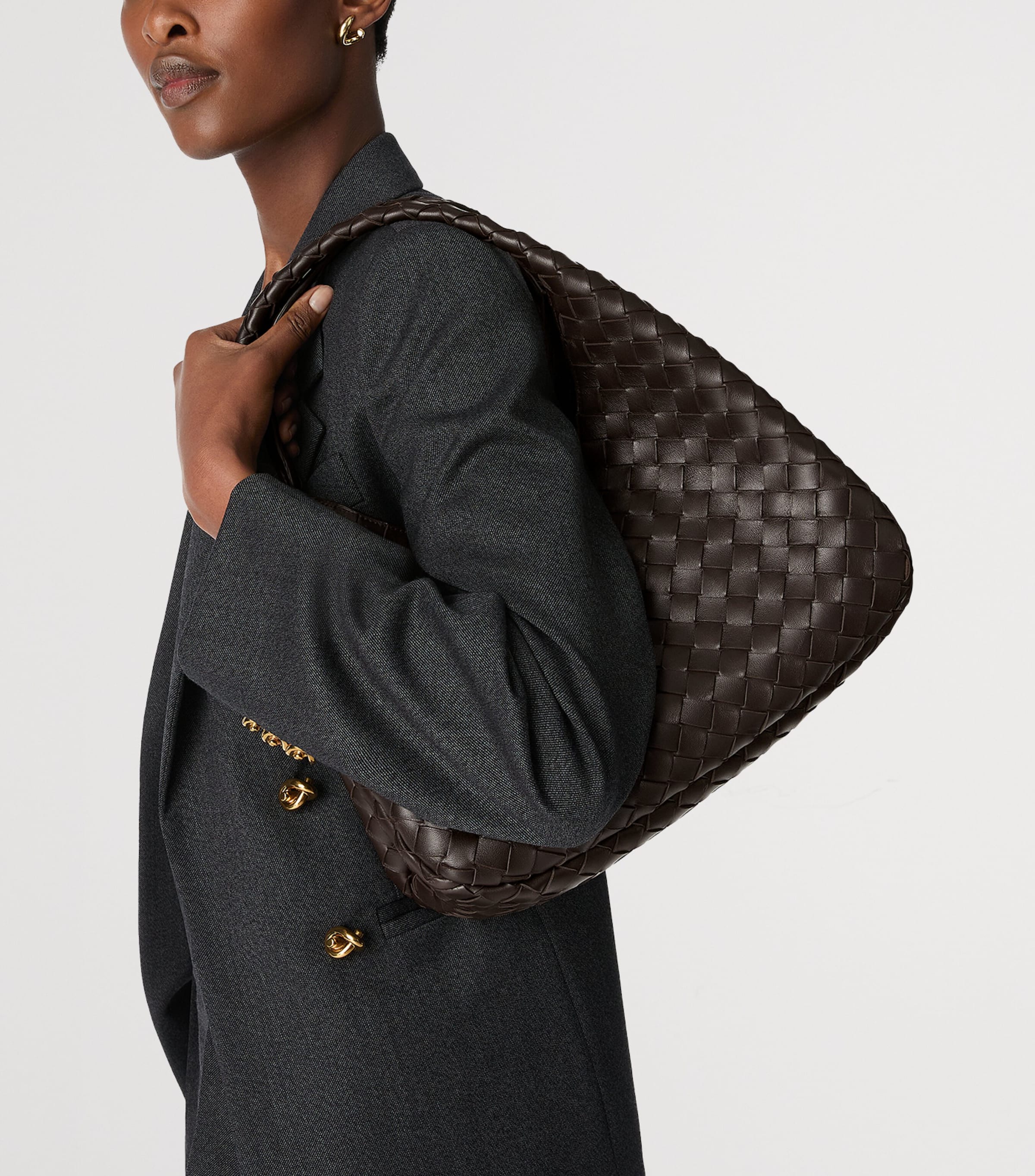 Medium Leather Intrecciato Campana Shoulder Bag 2190 Image 2