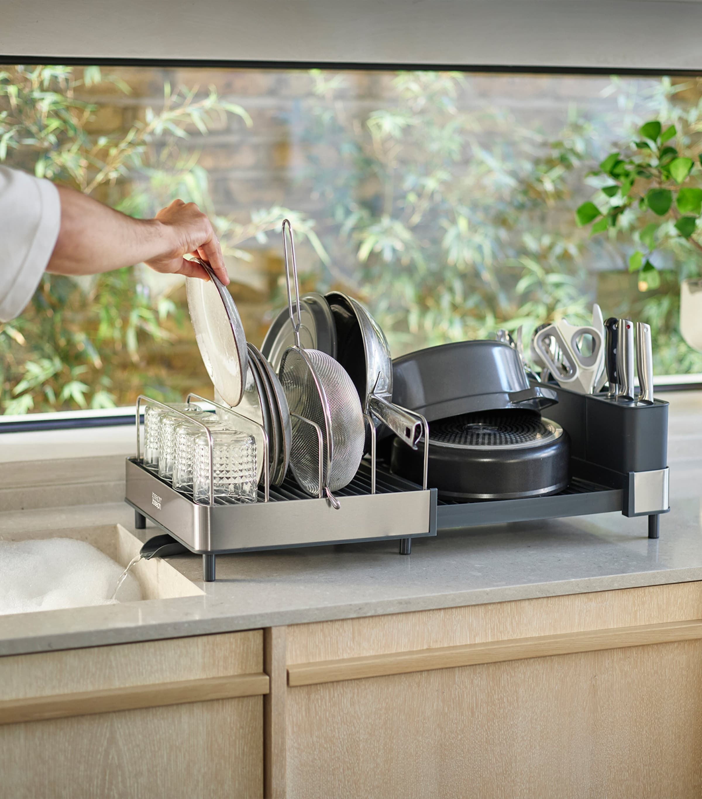 Joseph Joseph Extend Max Expandable Dish Rack Anthracite Image 5