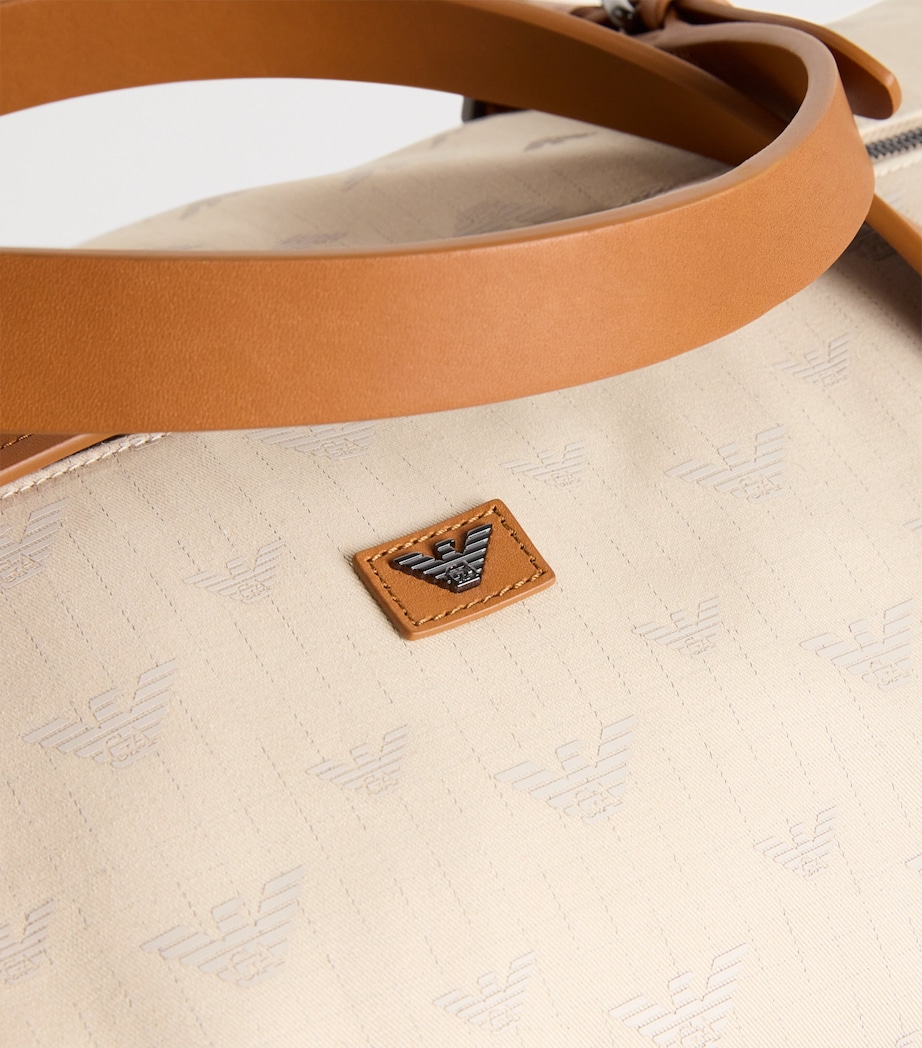 Canvas All-Over Eagle Weekend Bag U1039 Image 4