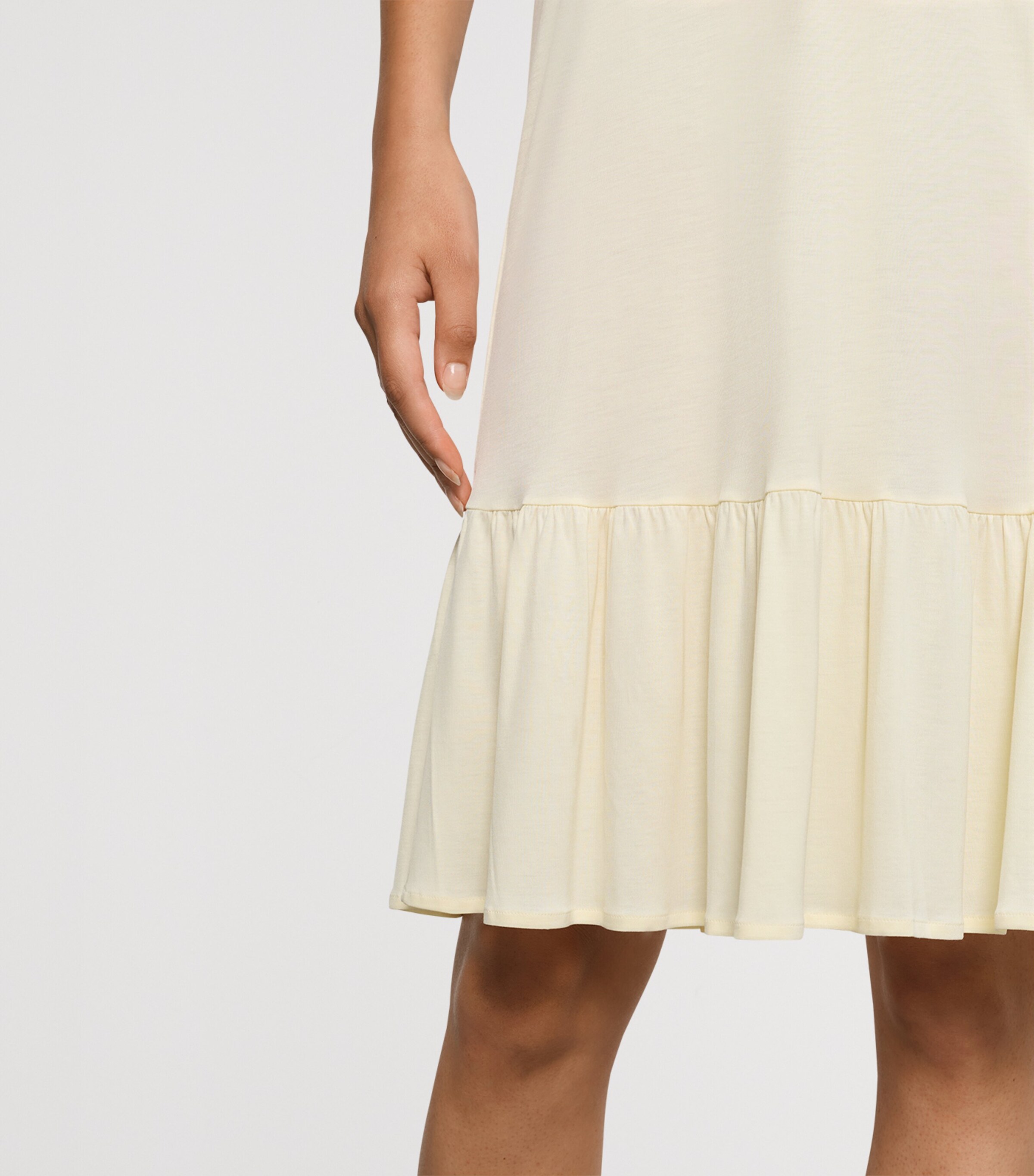 Hanro Yellow Ruffle-Trim Isabella Nightdress | Harrods US