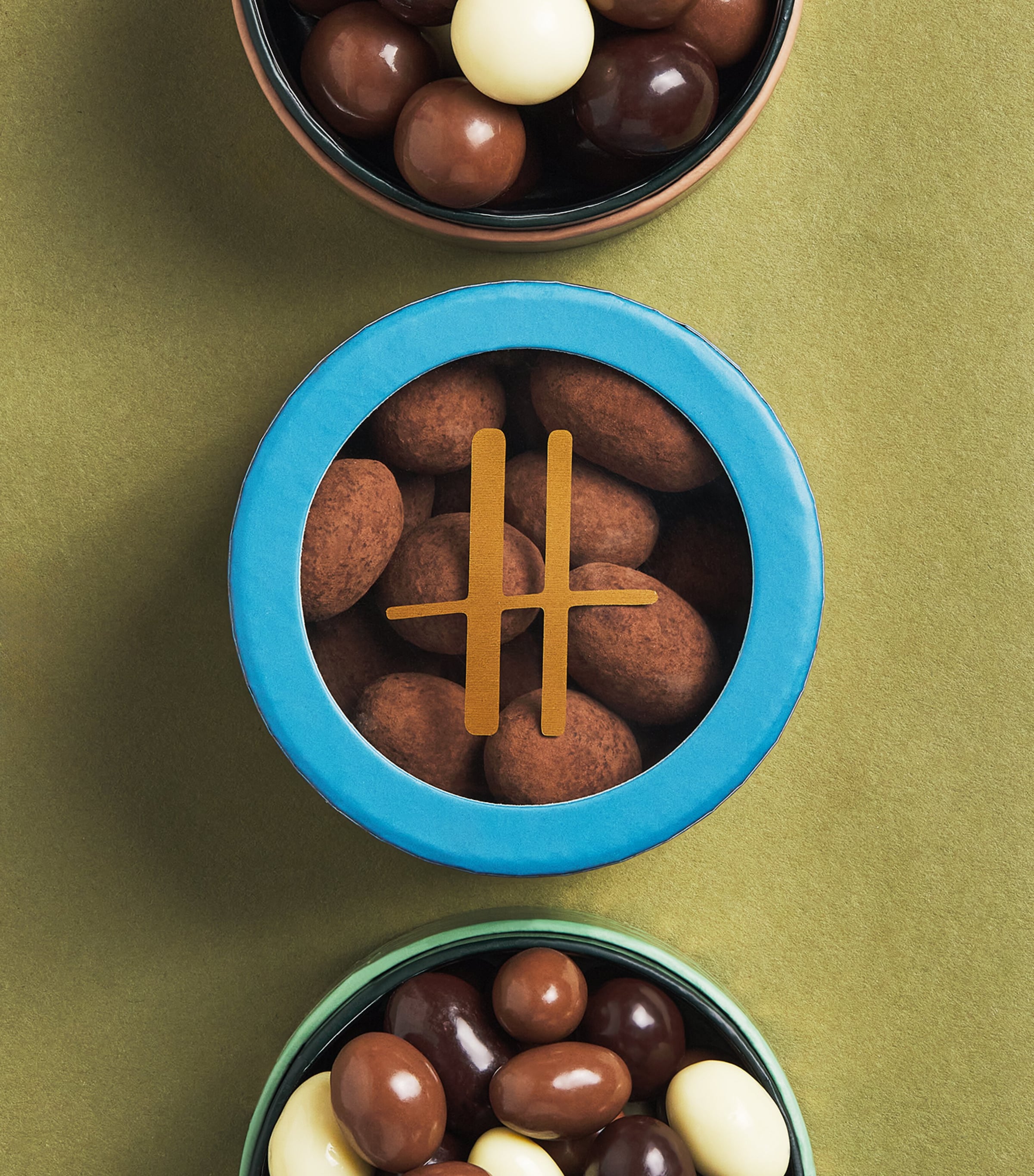 Harrods Mini Drum Chocolate Nuts Gift Set (300g) Image 2
