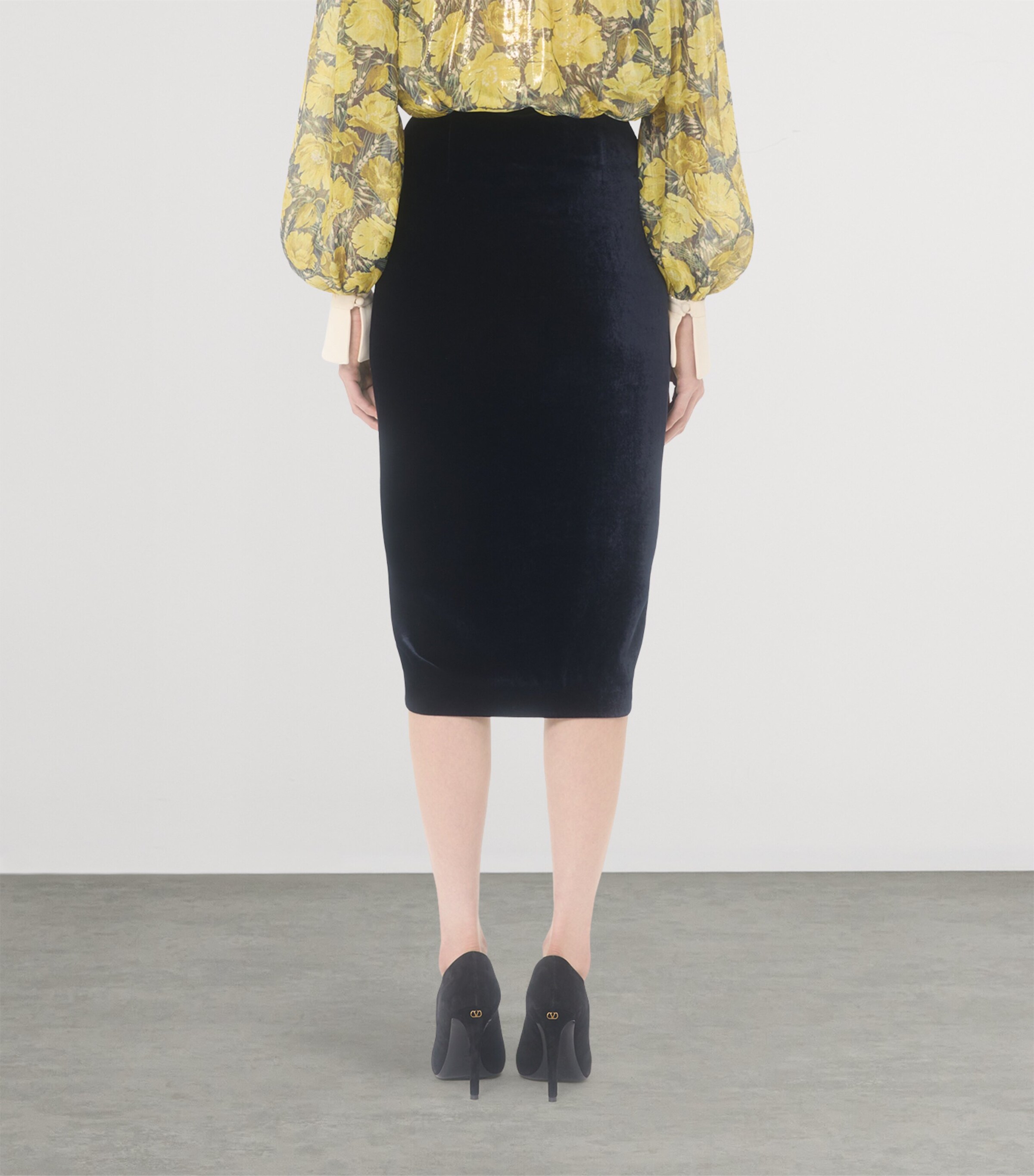Valentino Womens Velvet Gathered Midi Skirt Image 4