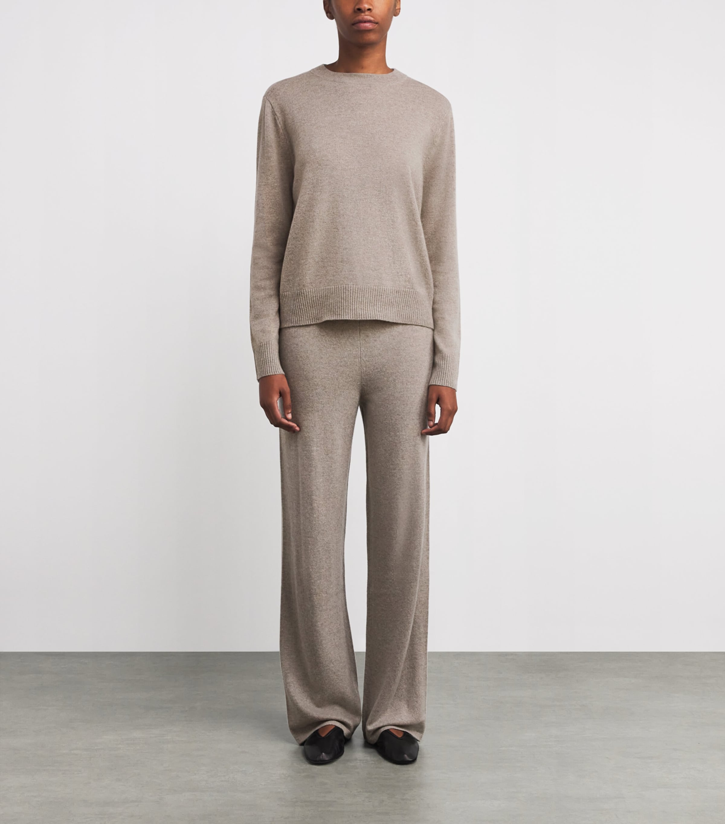 Cashmere Sweater and Trouser Set GREIGE Image 3