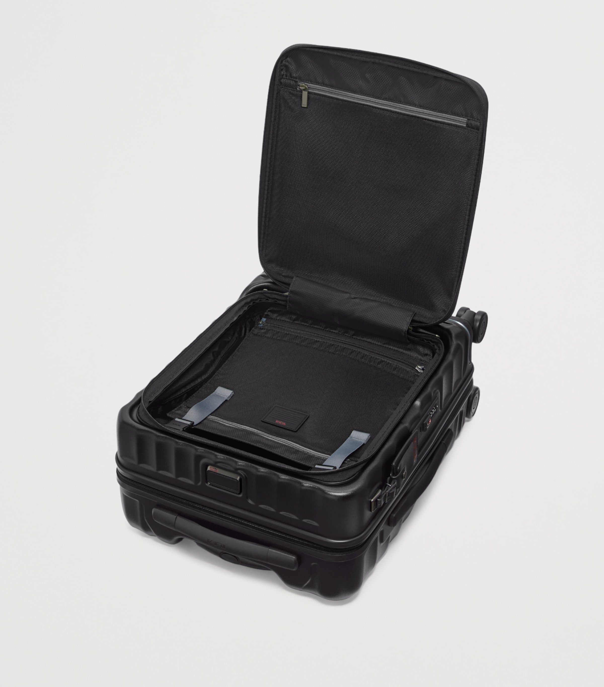 Tumi Large 19 Degree Front Access Expandable Cabin Suitcase (55cm) Black Textured Image 3