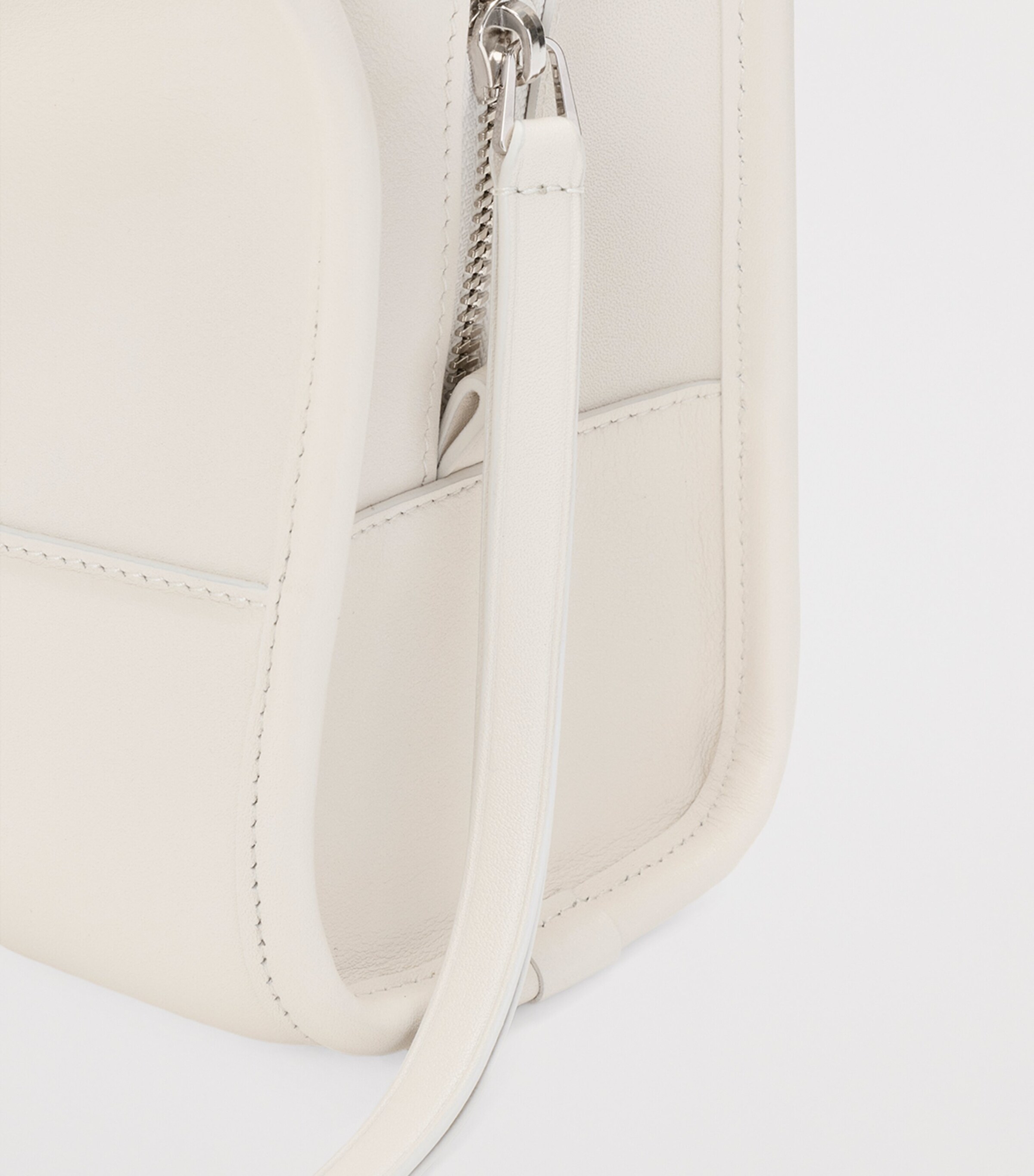 LOEWE Small Leather Amazona 180 Top-Handle Bag Soft White Image 7