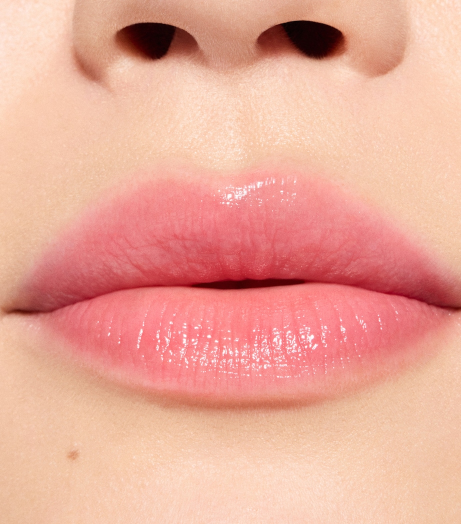 MAC Glow Play Tendertalk Lip Balm Smile Image 4