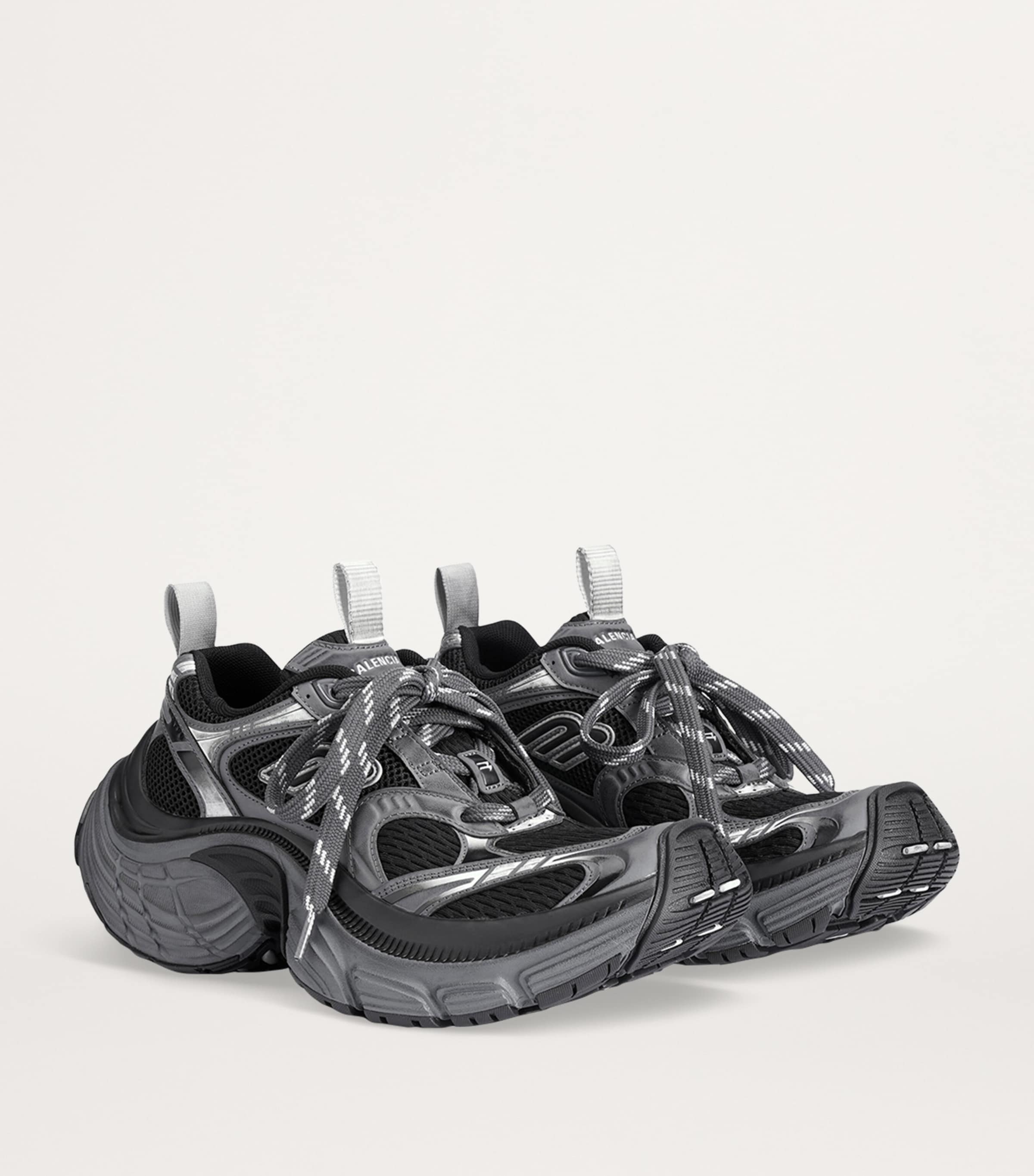 Mesh 6XL Sneakers 1012 Image 3