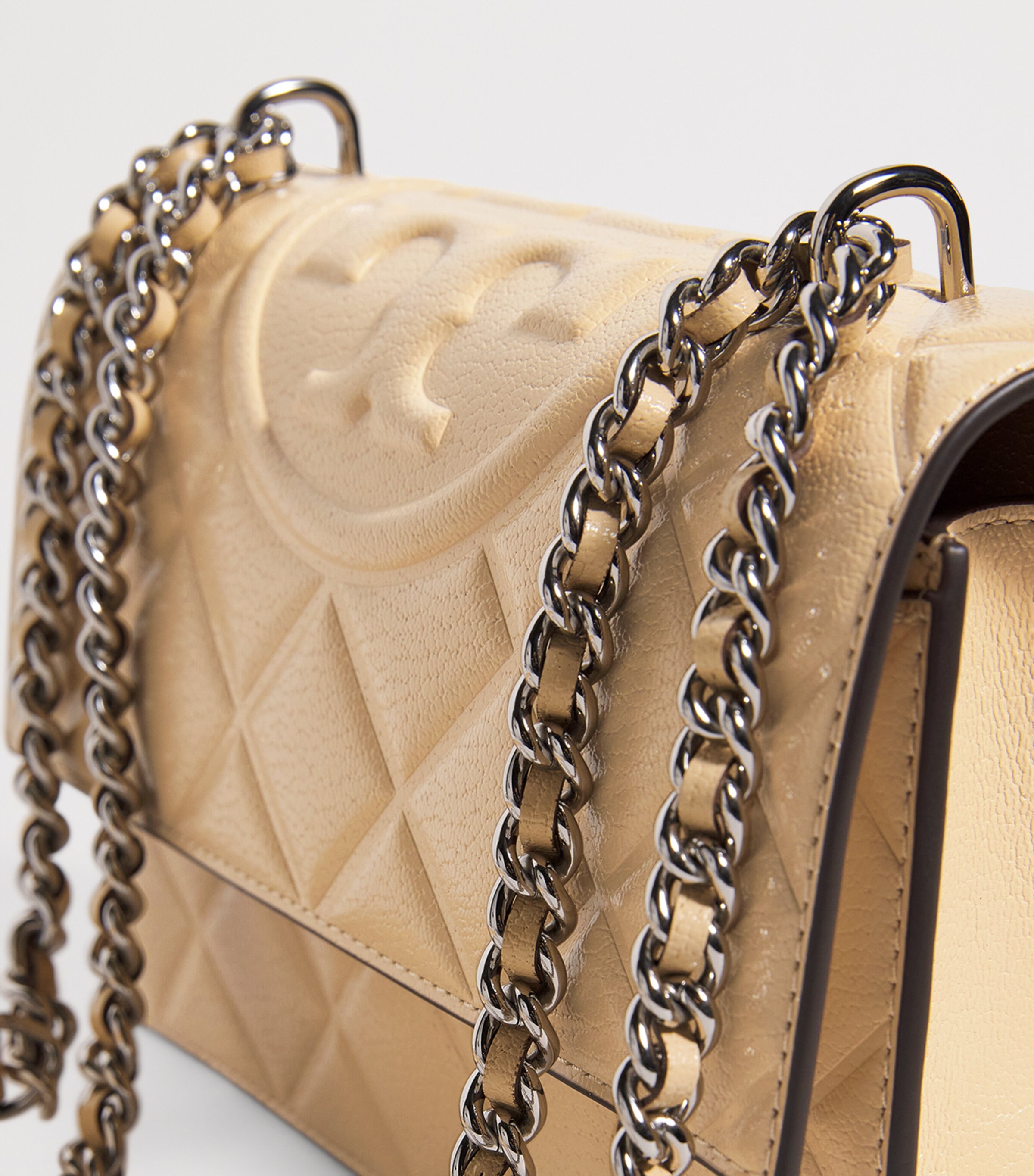 Small Leather Fleming Shoulder Bag 701 VANILLA SFT SRVE Image 6