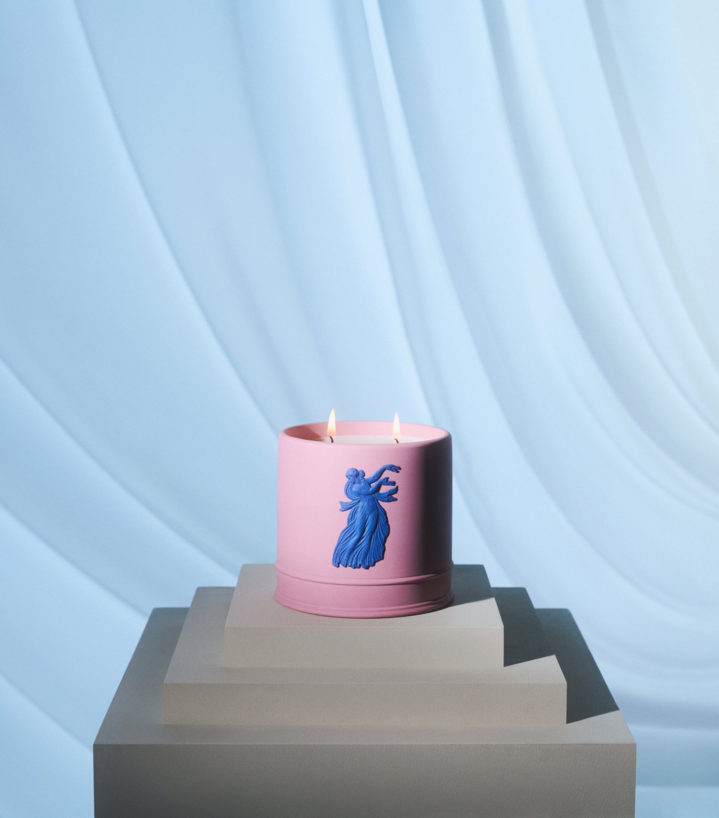 Bacchus Balance Candle (540g) PINK Image 2