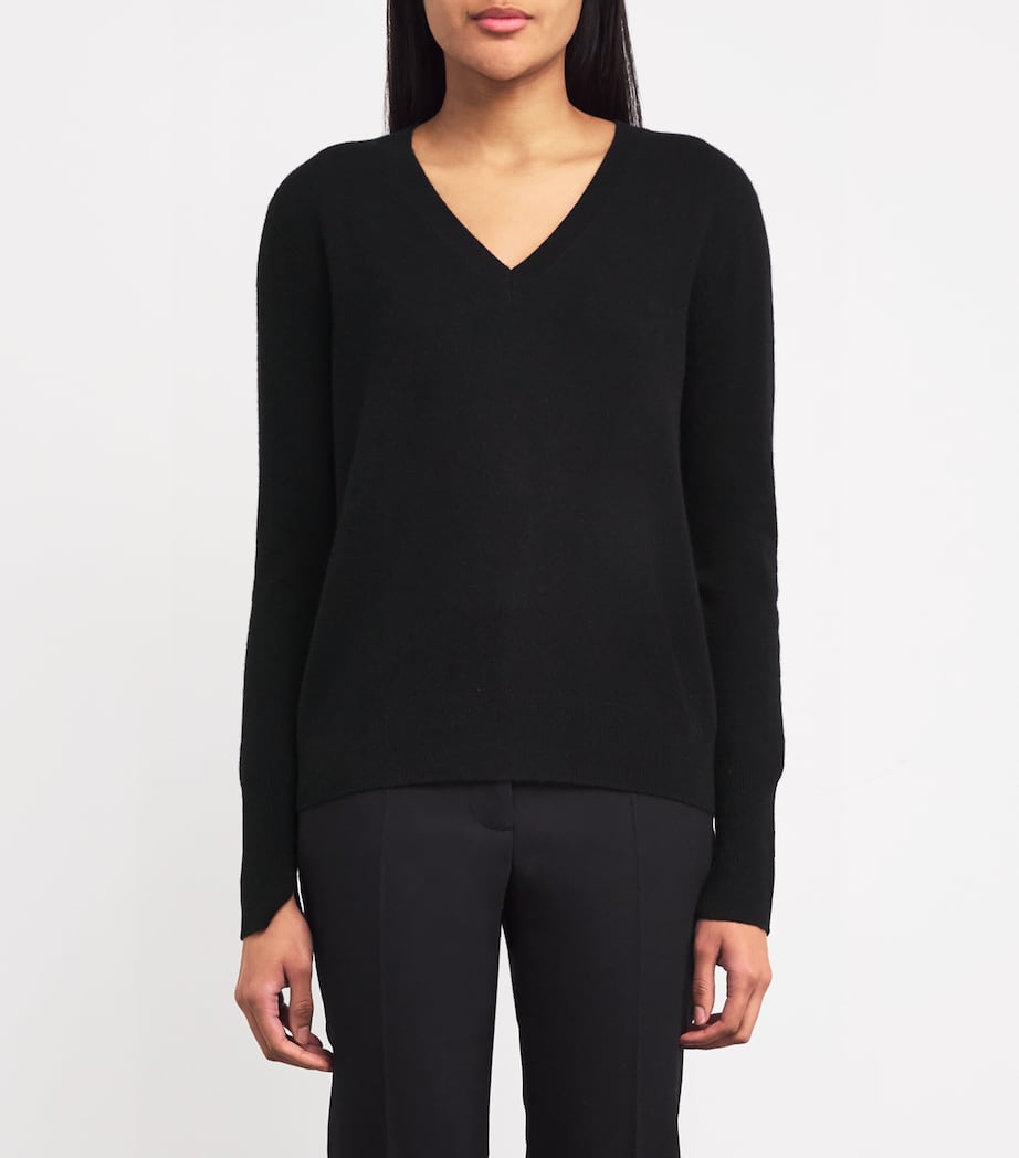 Cashmere V-Neck Sweater BLACK Image 3