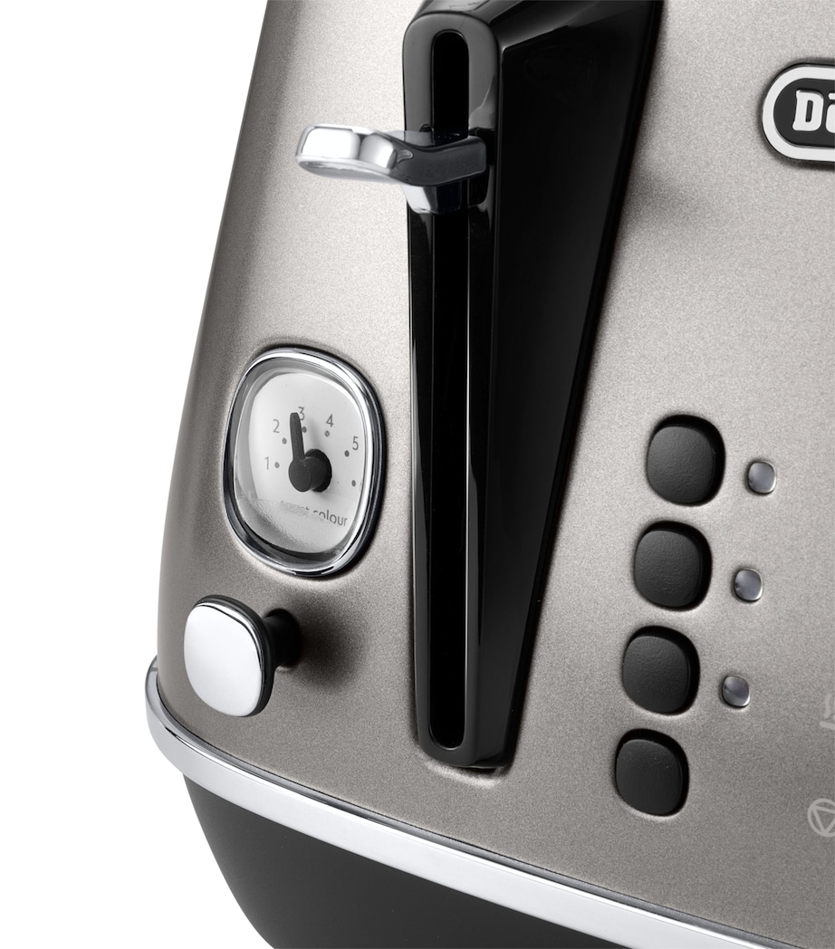 Distinta 4-Slice Toaster TITANIUM Image 3