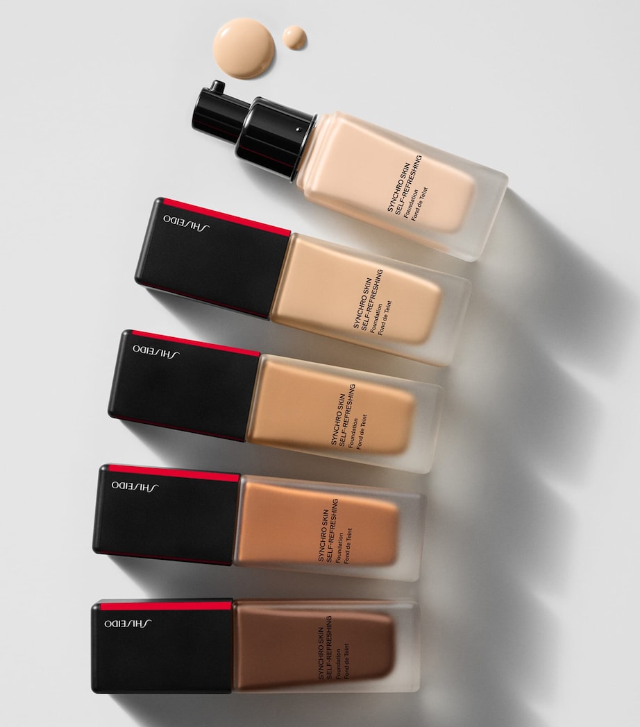 Synchro Skin Self-Refreshing Foundation 130 Image 4