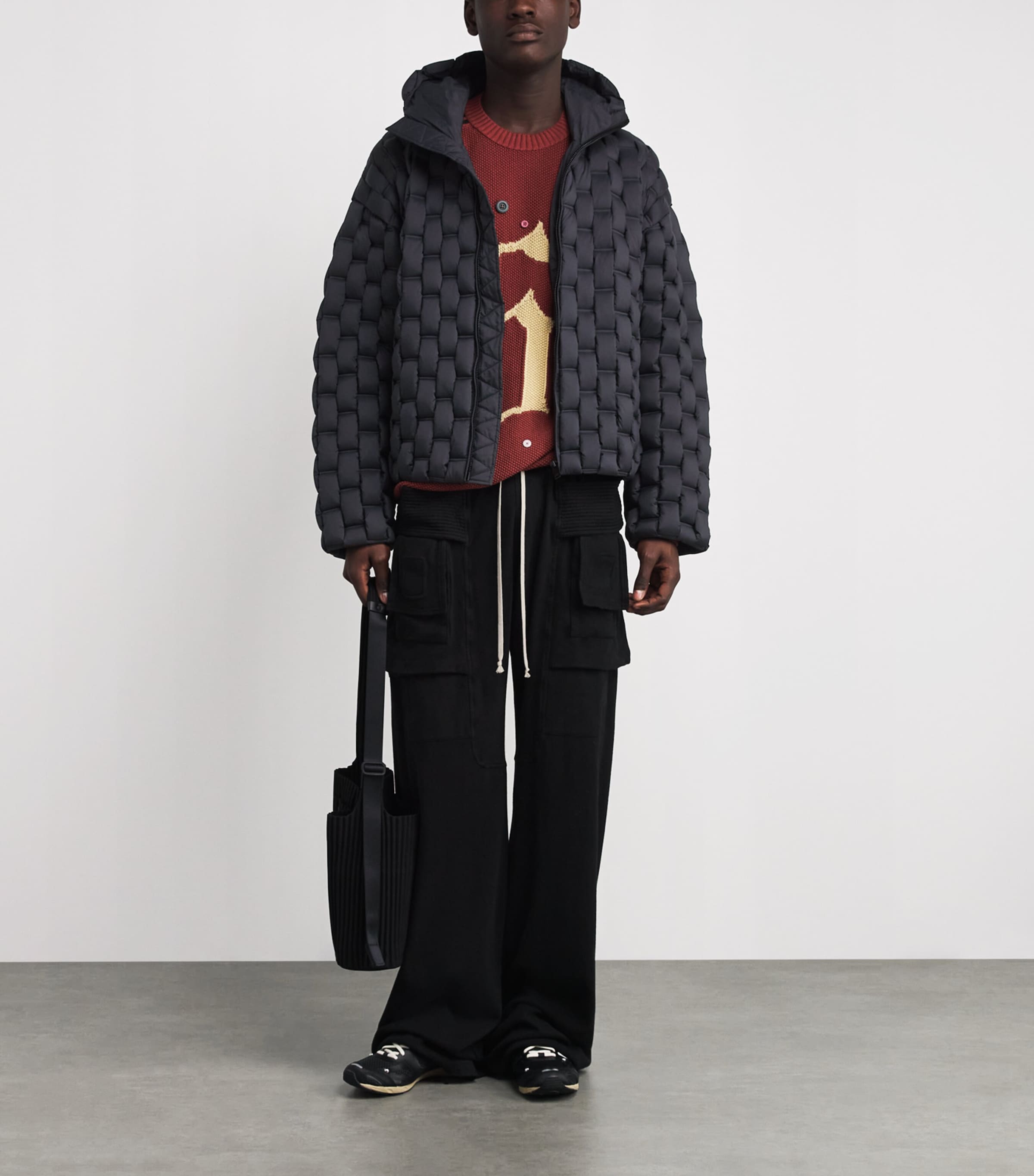 3D Down-Filled Woven Puffer Jacket 19 BLACK Image 2