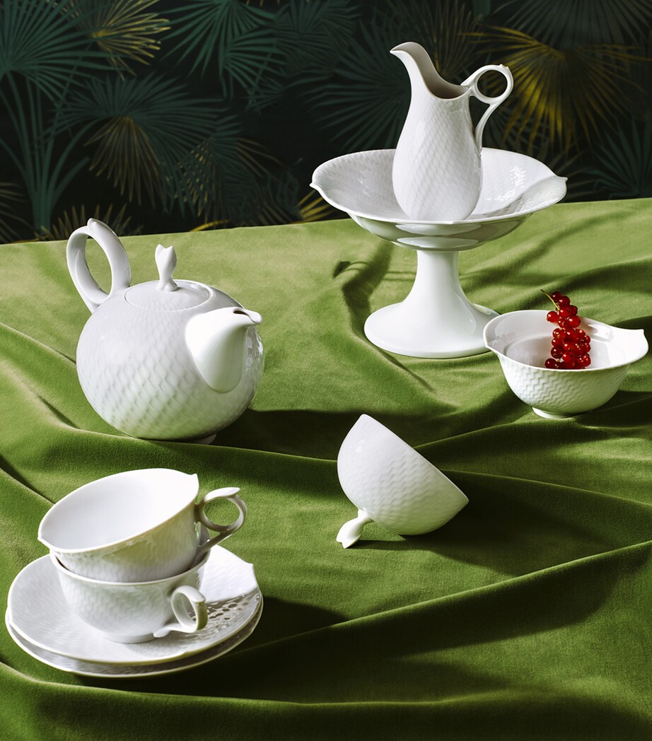 Waves Relief Teapot WHITE Image 6