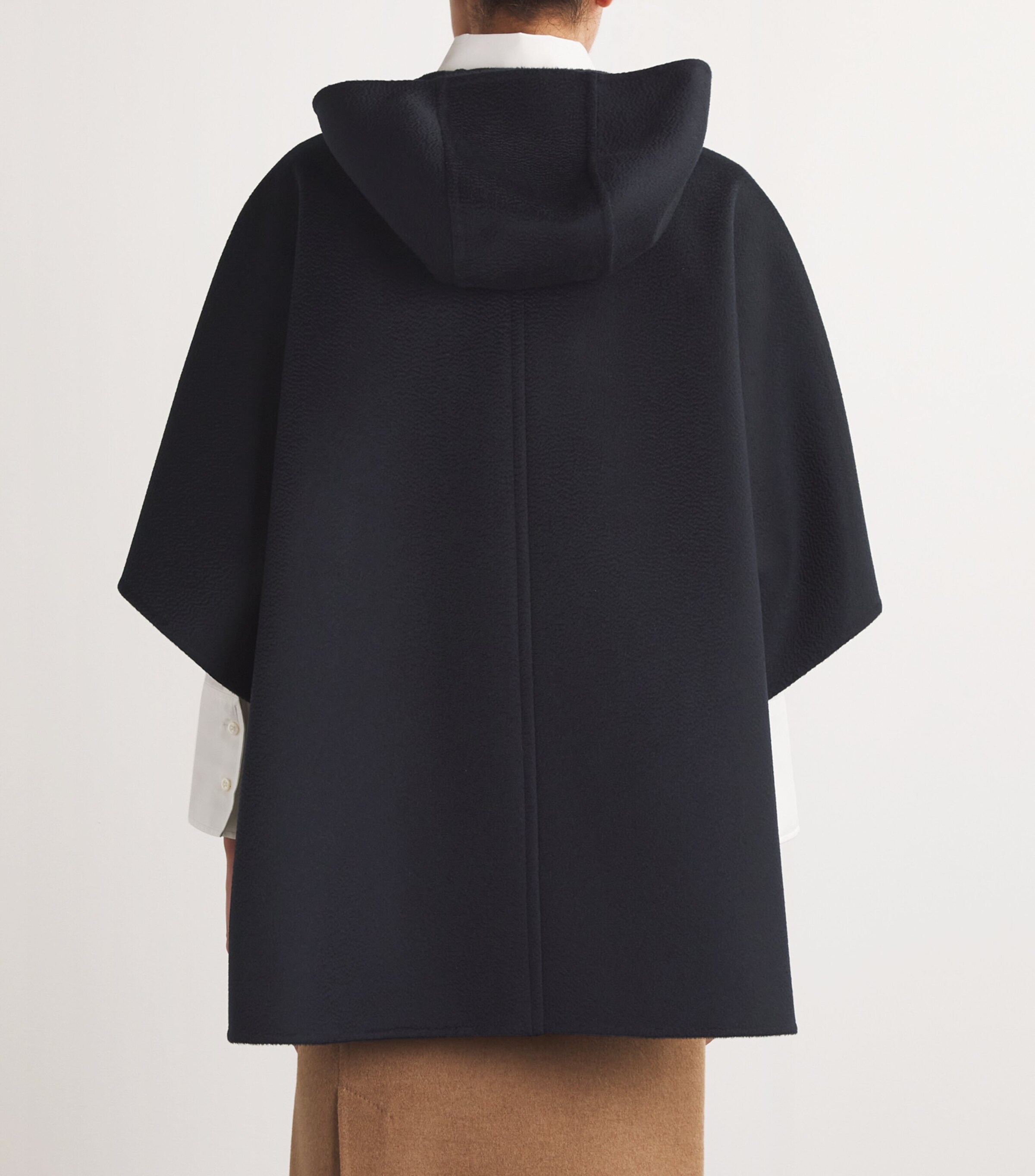 ポンチョ・ケープ Max Mara Derrik' Black Cashmere Cape Max Mara Hooded Cashmere Cape with Belt - Bergdorf Goodman