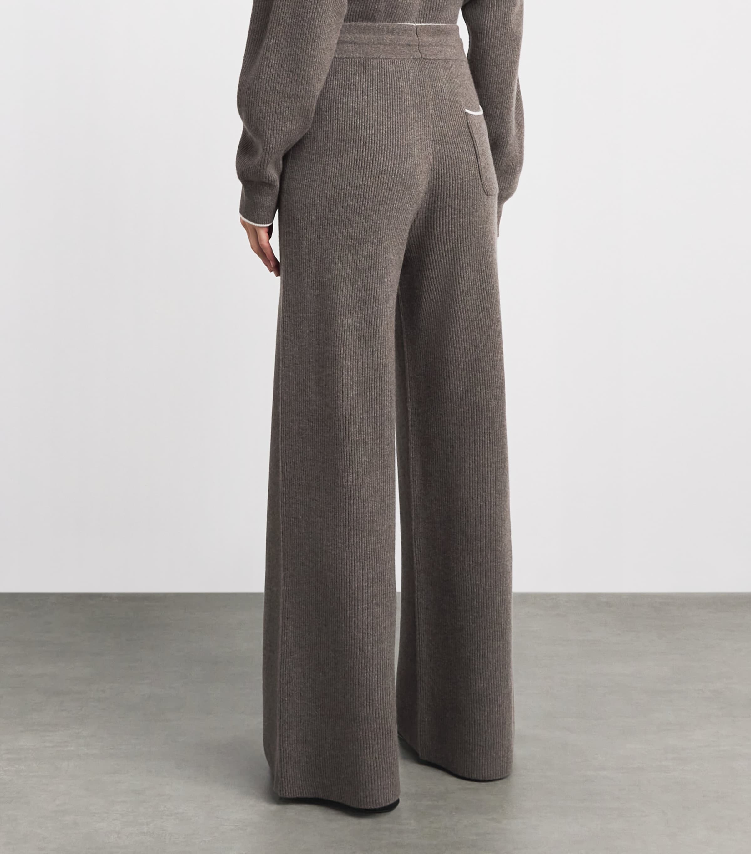 arch 4 Womens Cashmere Beau Trousers Sable Marl Image 5