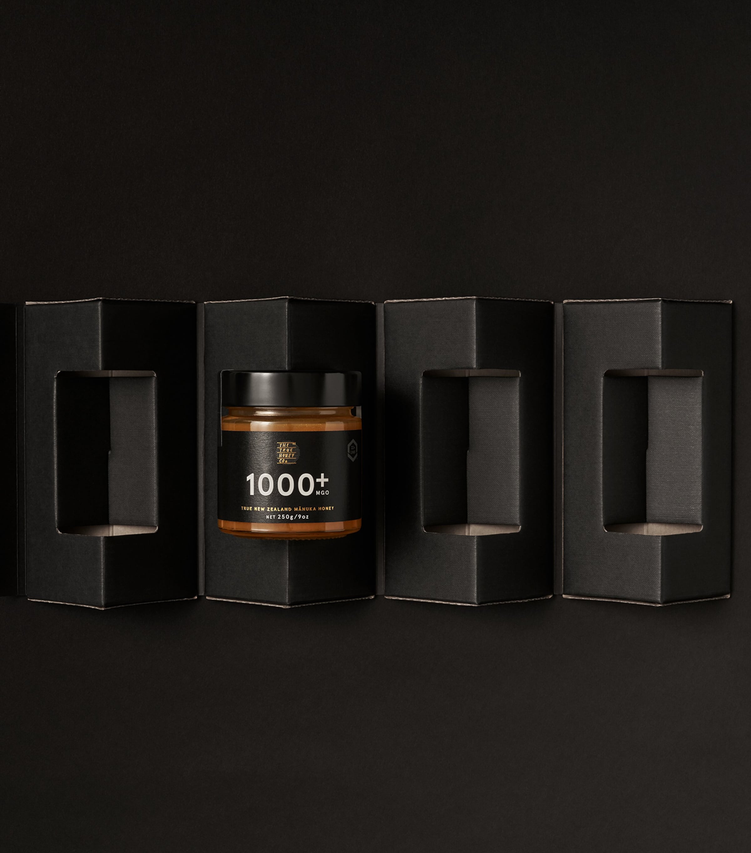 The Ultimate Manuka Gift Set (500g) NO COLOUR Image 4
