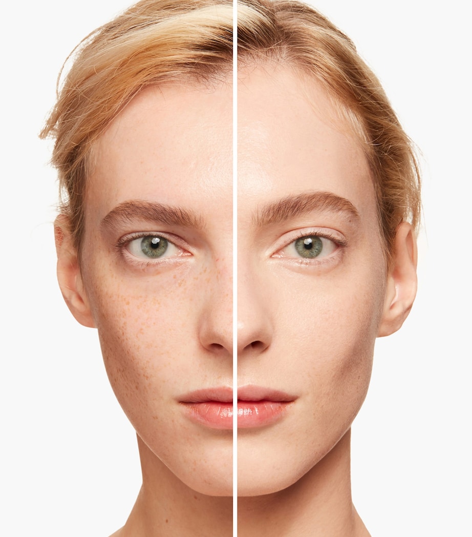 Synchro Skin Radiant Lifting Foundation SPF 30 140 Image 3