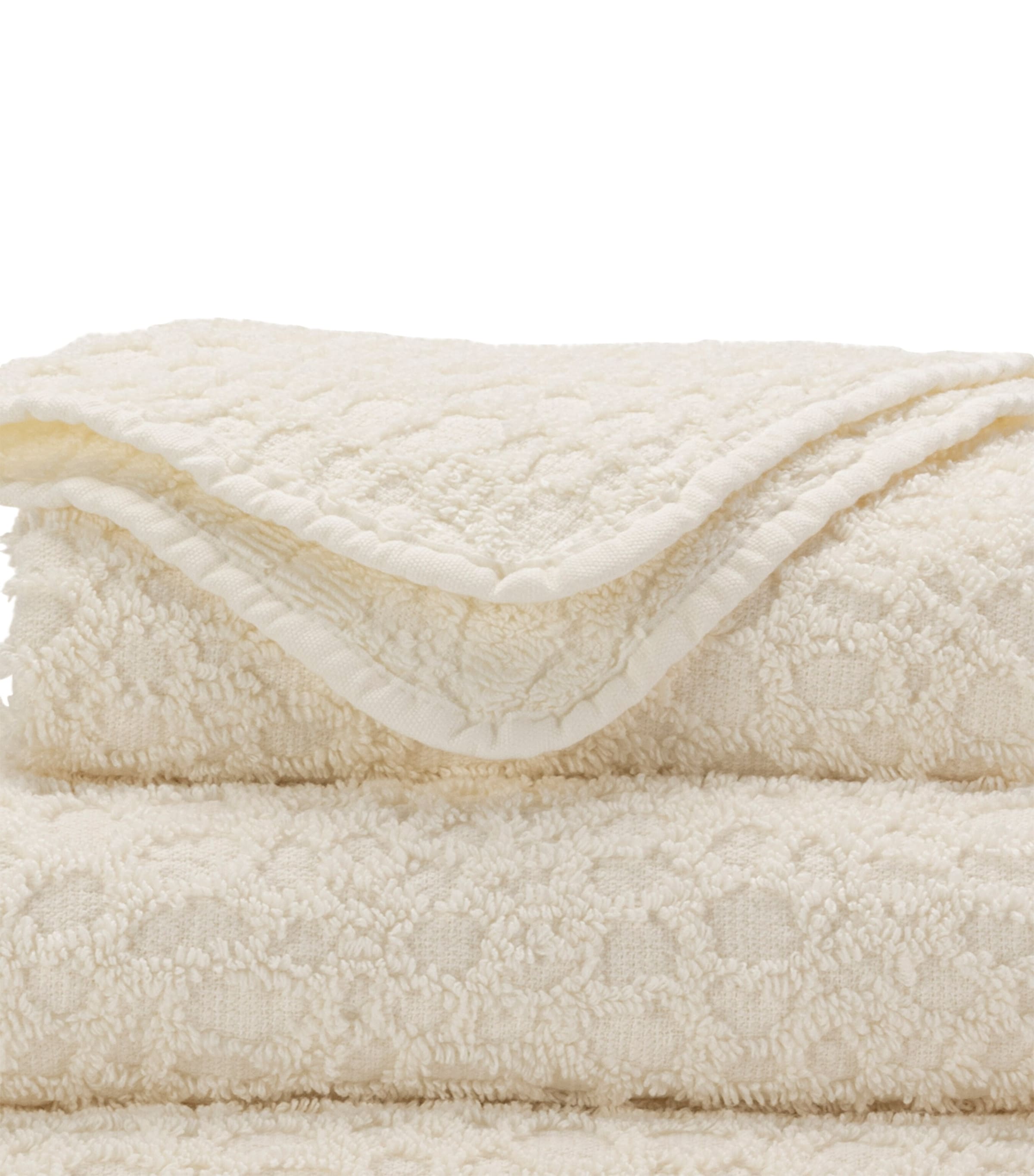 Abyss & Habidecor Giza Cotton Lodge Bath Sheet (100cm x 150cm) Ivory Image 3