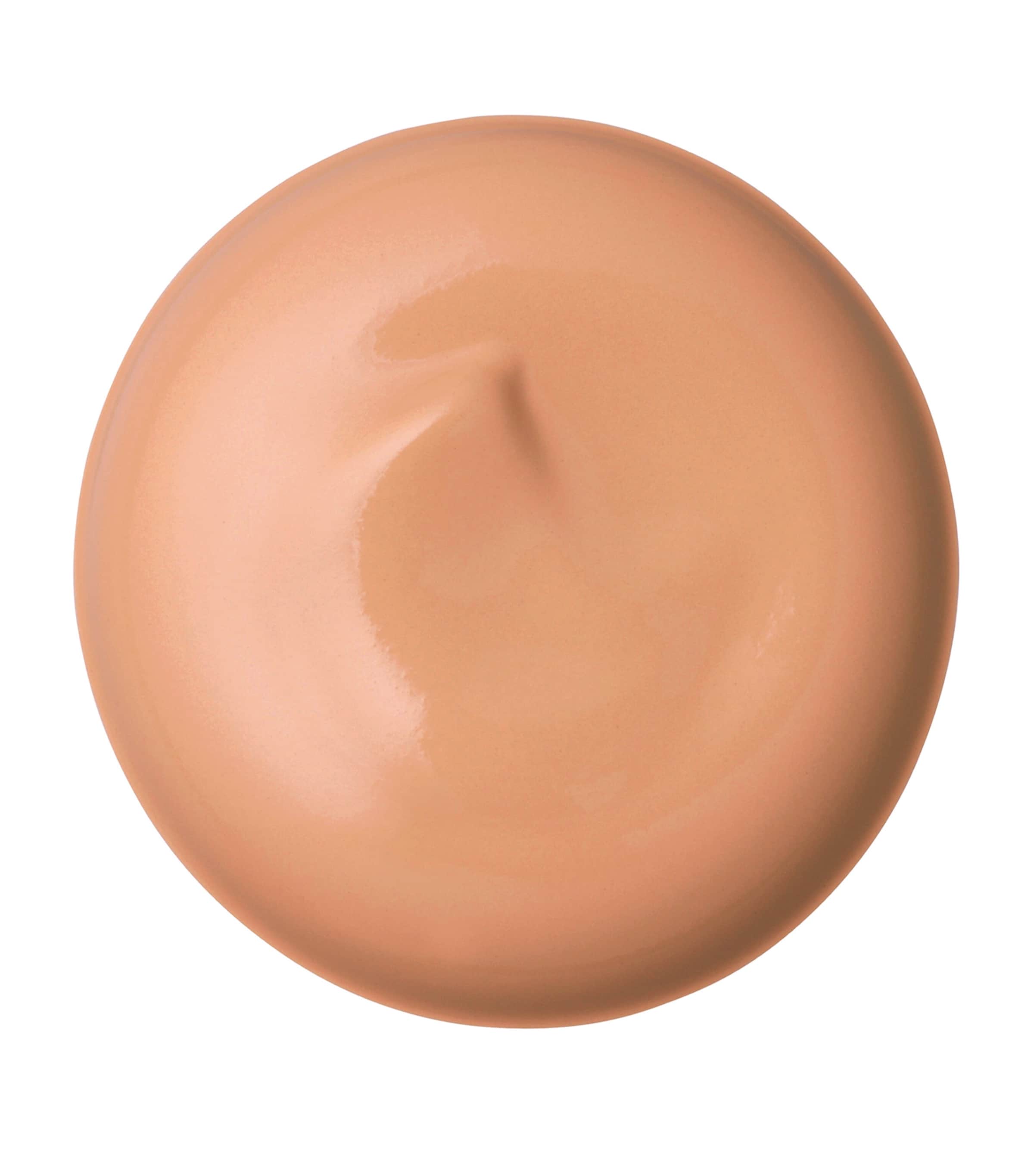 Clé de Peau Beauté Radiant Cream Foundation Image 2