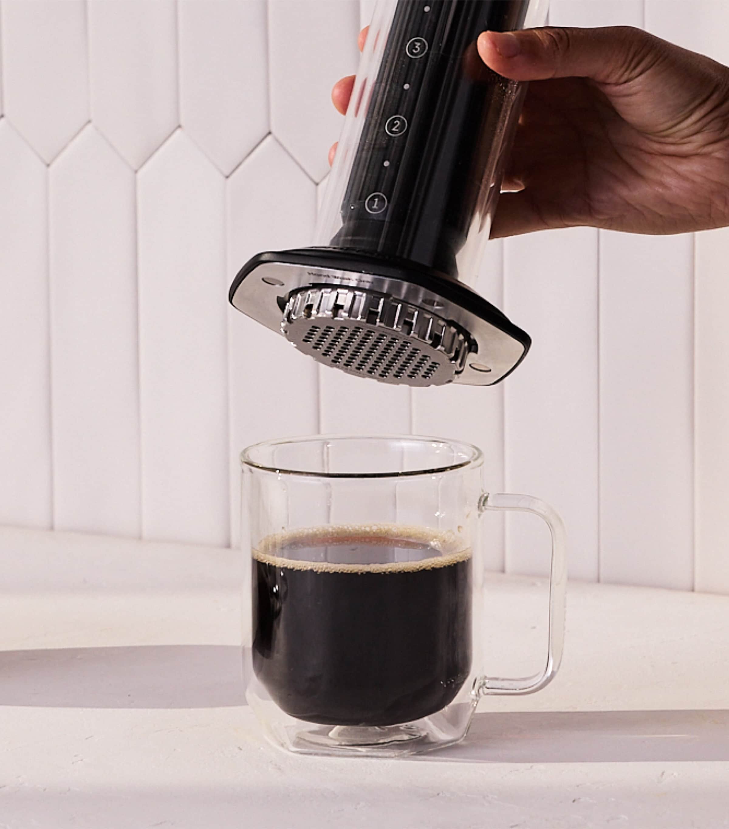 Aeropress Premium Coffee Maker Black Image 5