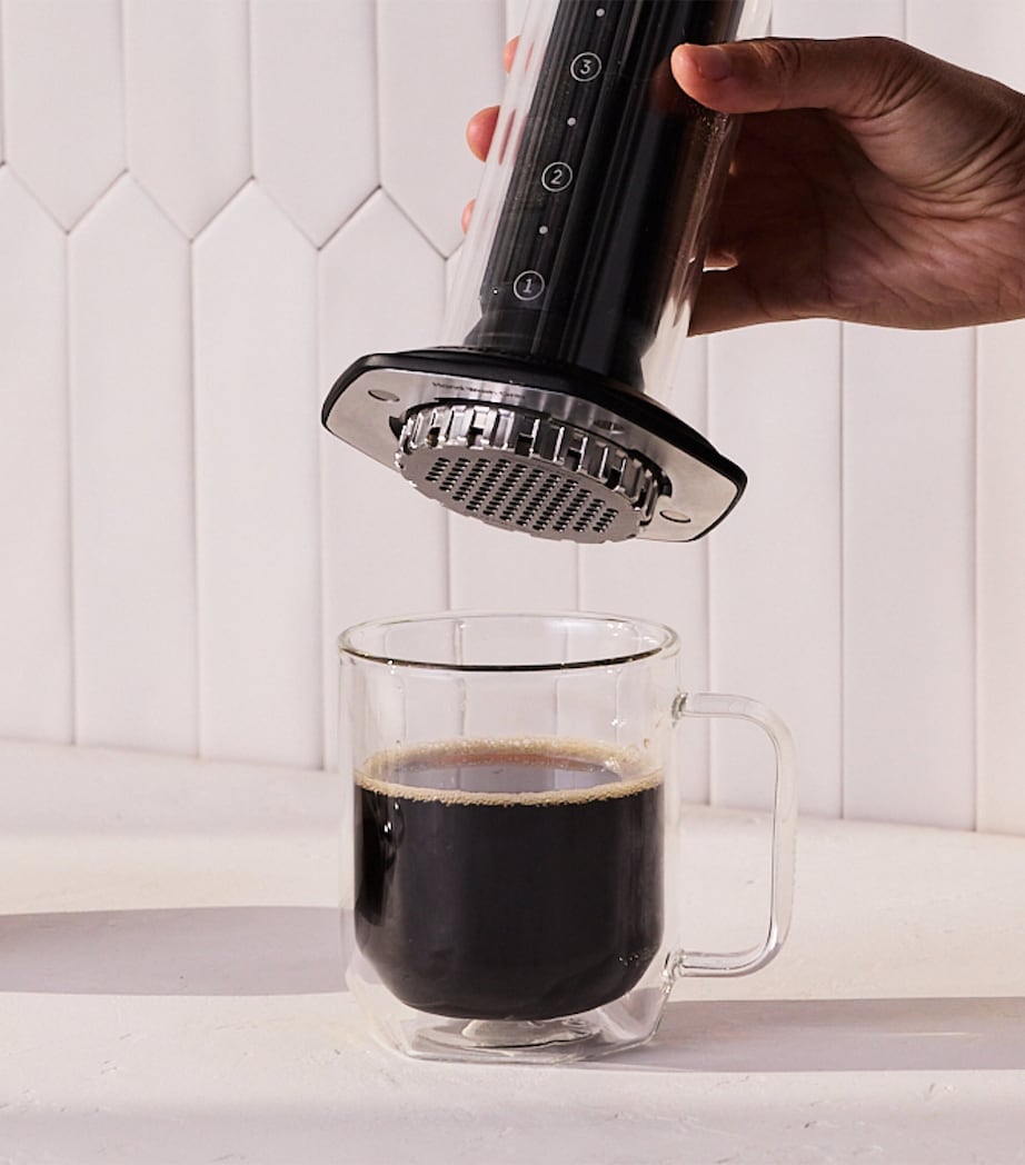 Aeropress Premium Coffee Maker Black Image 5