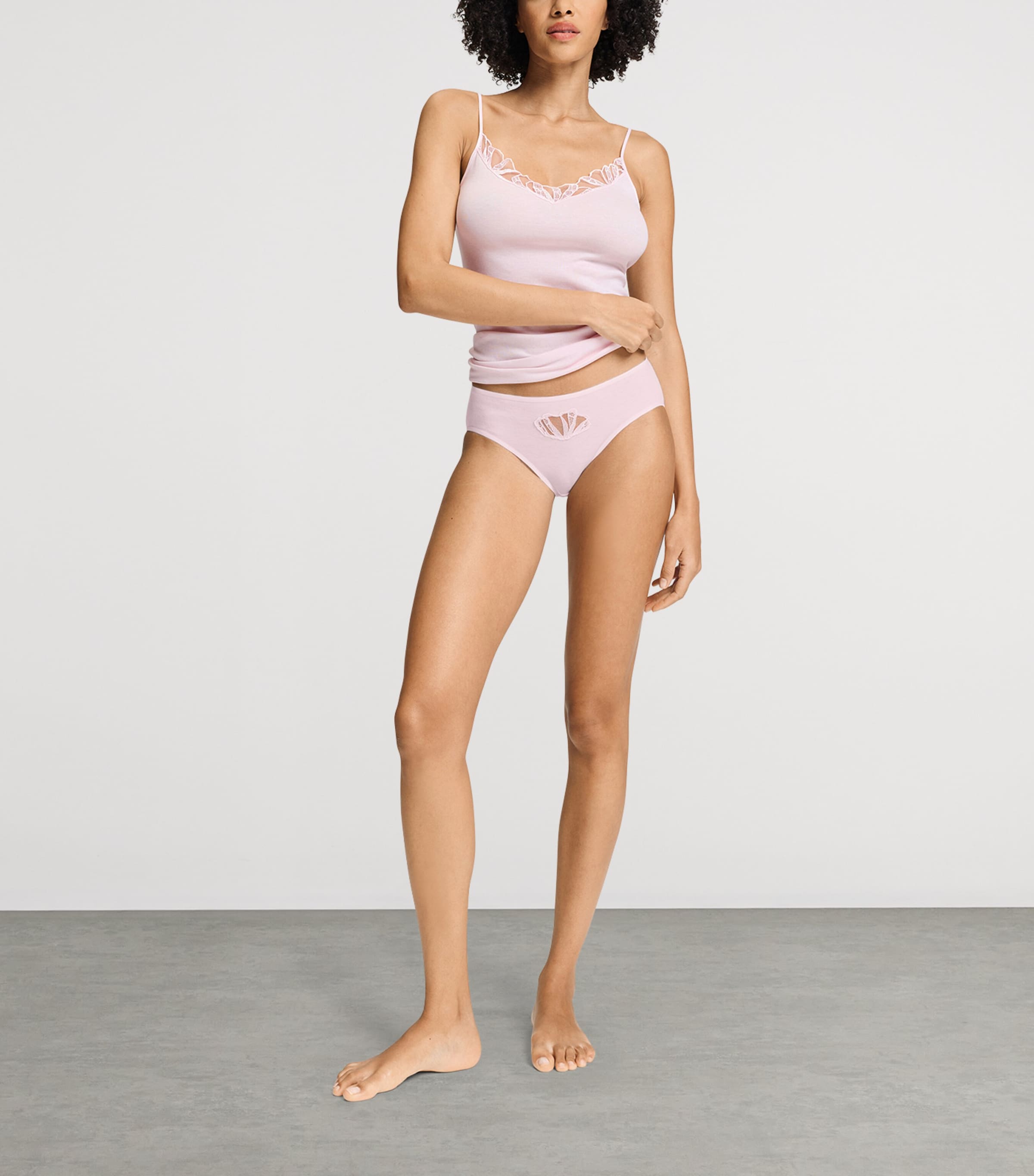 Hanro Womens Cotton Lace-Detail Rosaria Briefs Rose Bath Image 2