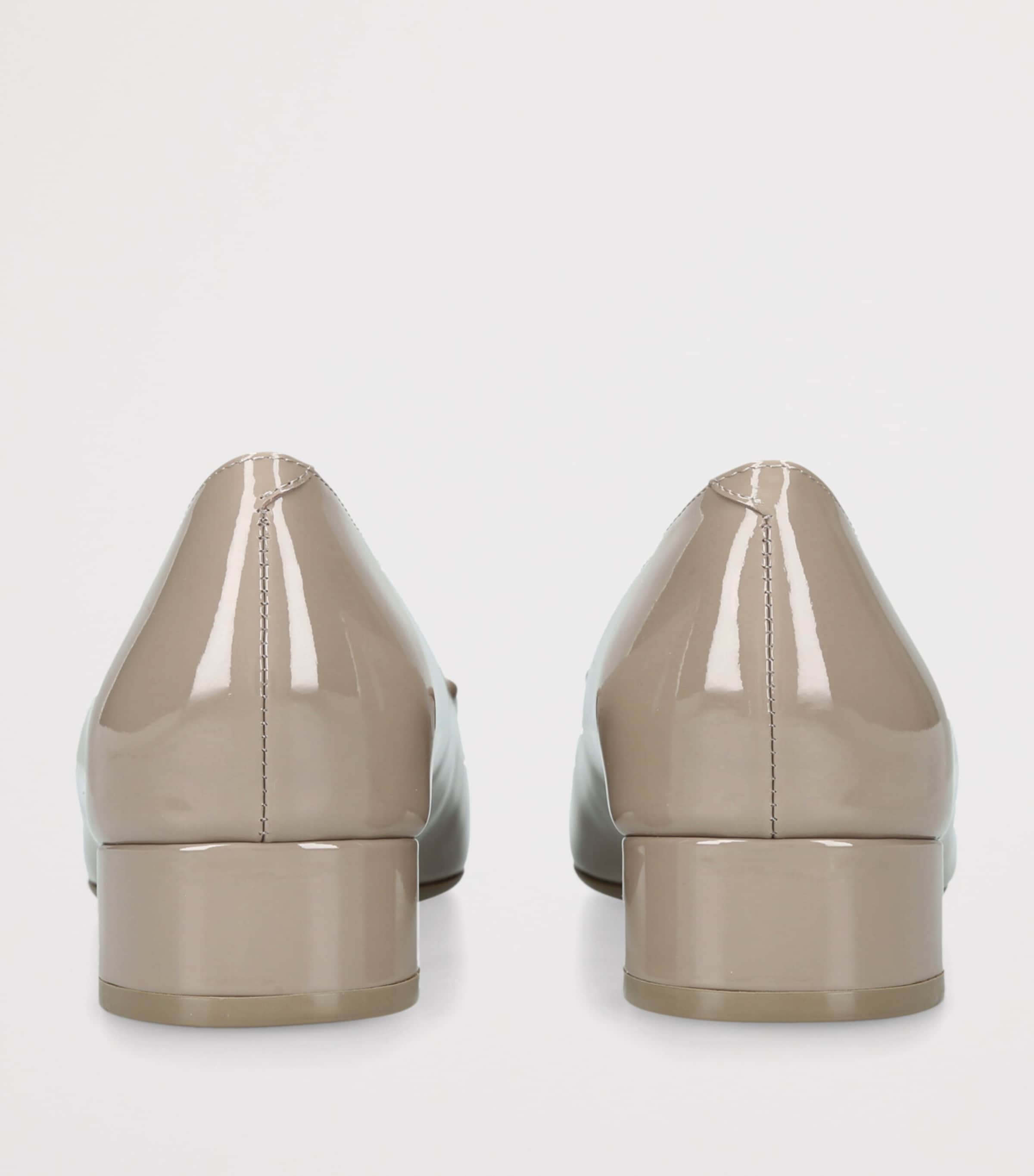 Patent Leather U Look Ballet Flats TAUPE Image 2