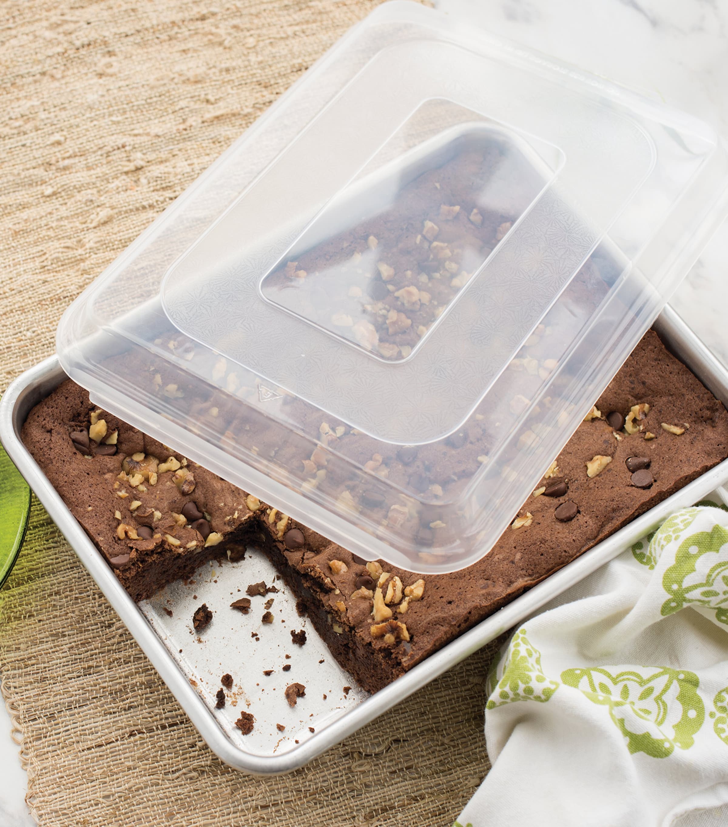 Aluminium Naturals Cake Tin with Lid (34.5cm) SILVER Image 4